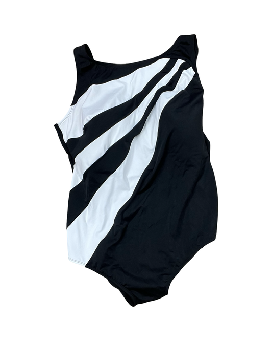 Swimsuit By Clothes Mentor In Black & White, Size:3X