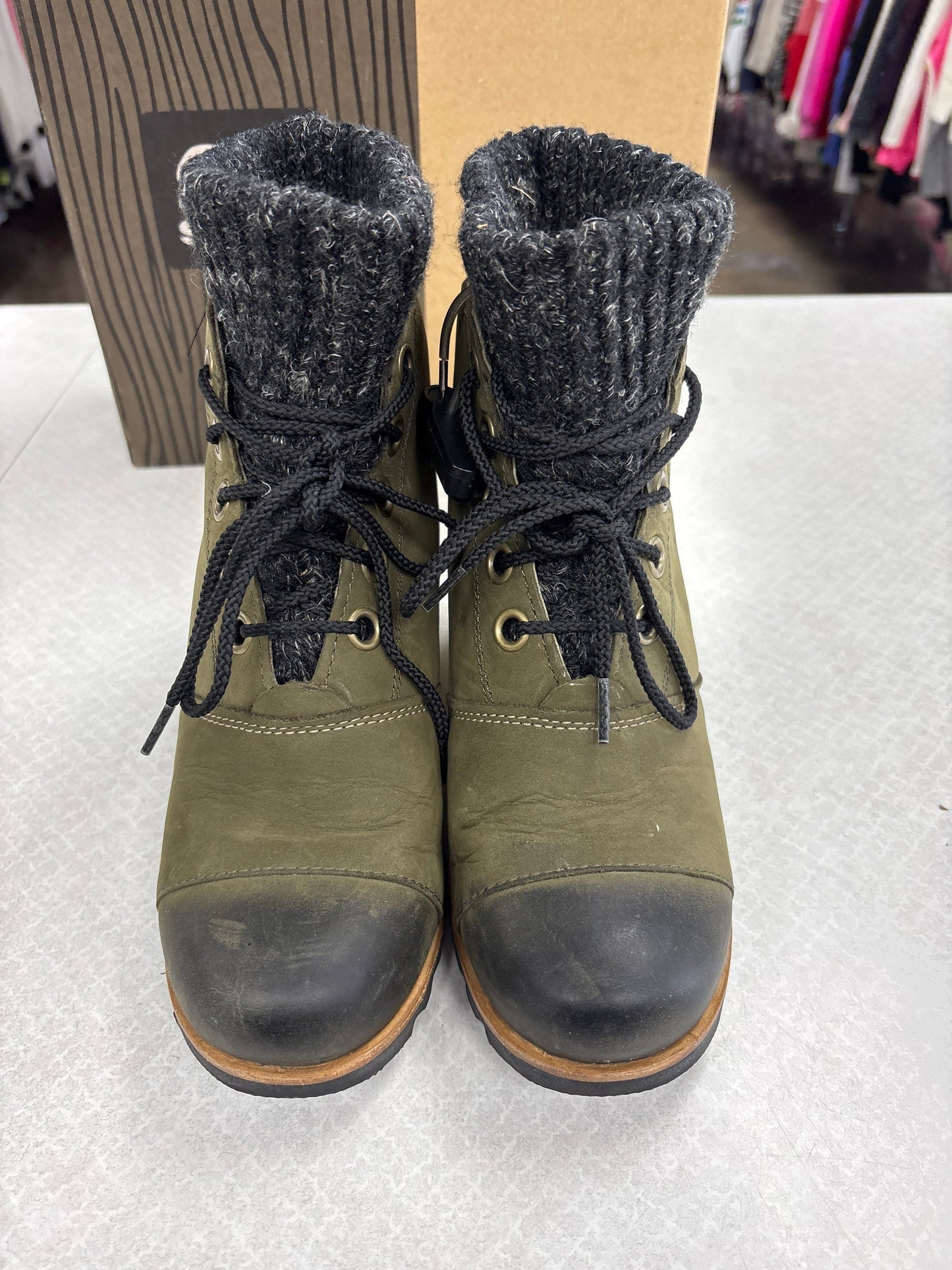 Boots Ankle Flats By Sorel In Green, Size:8