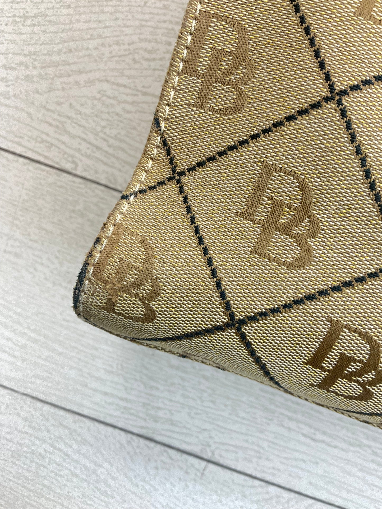 Handbag Designer By Dooney And Bourke, Size: Medium