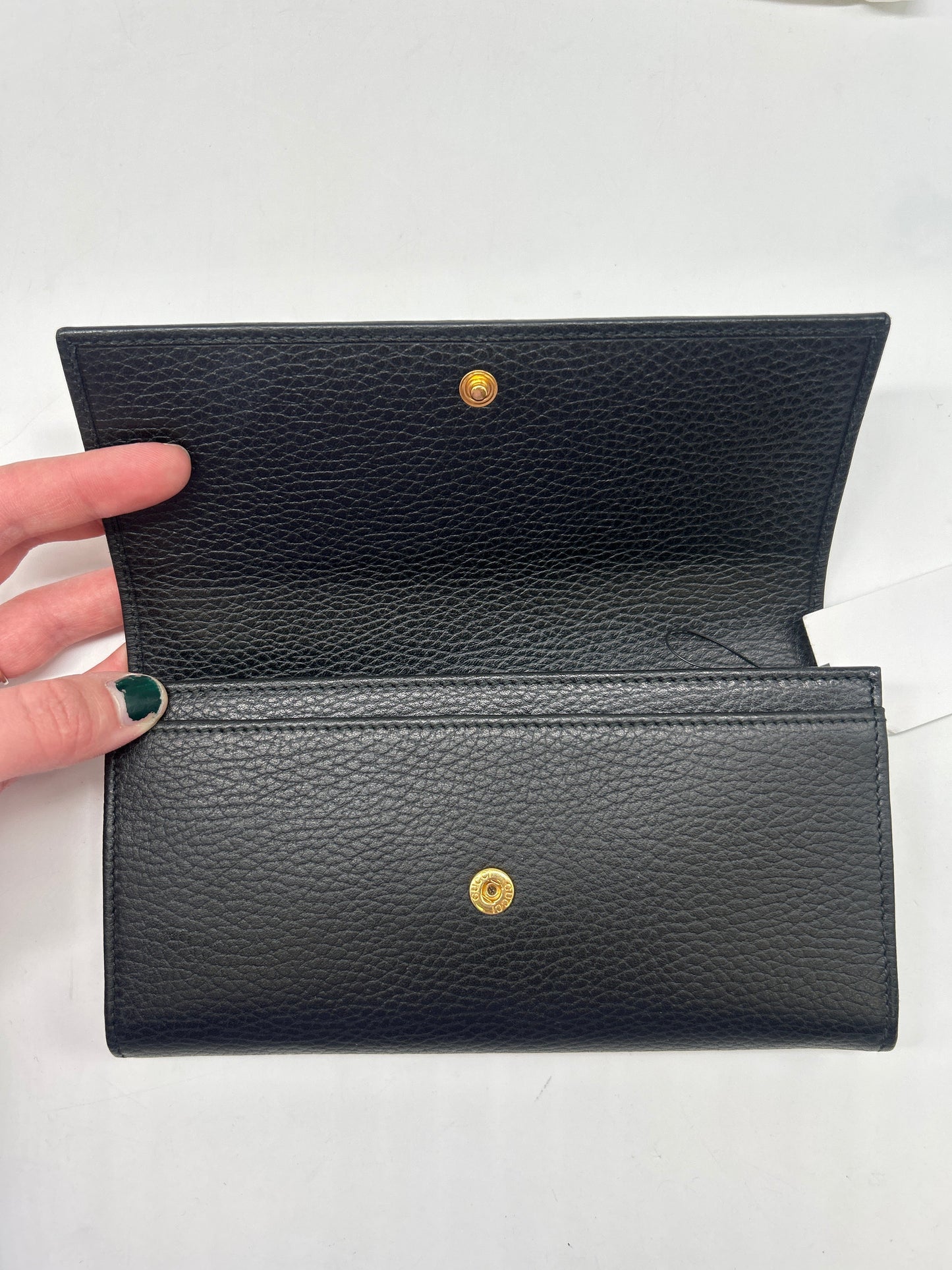 Wallet Luxury Designer By Gucci, Size: Medium