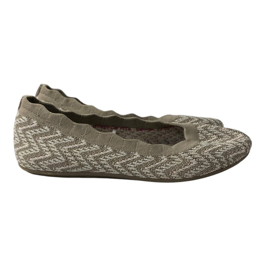 Shoes Flats By Skechers In Grey, Size:6.5