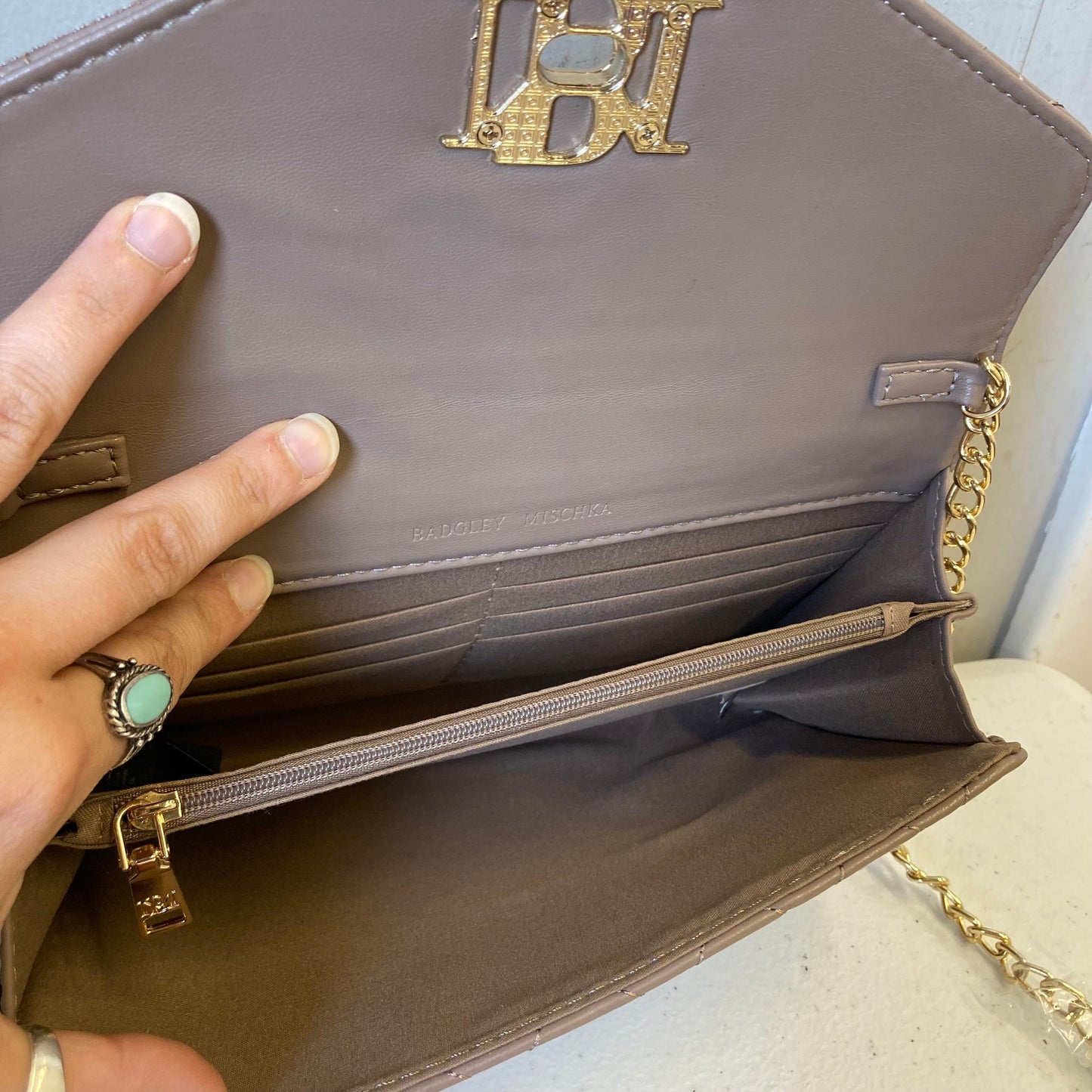 Crossbody By Badgley Mischka In Tan, Size:Small