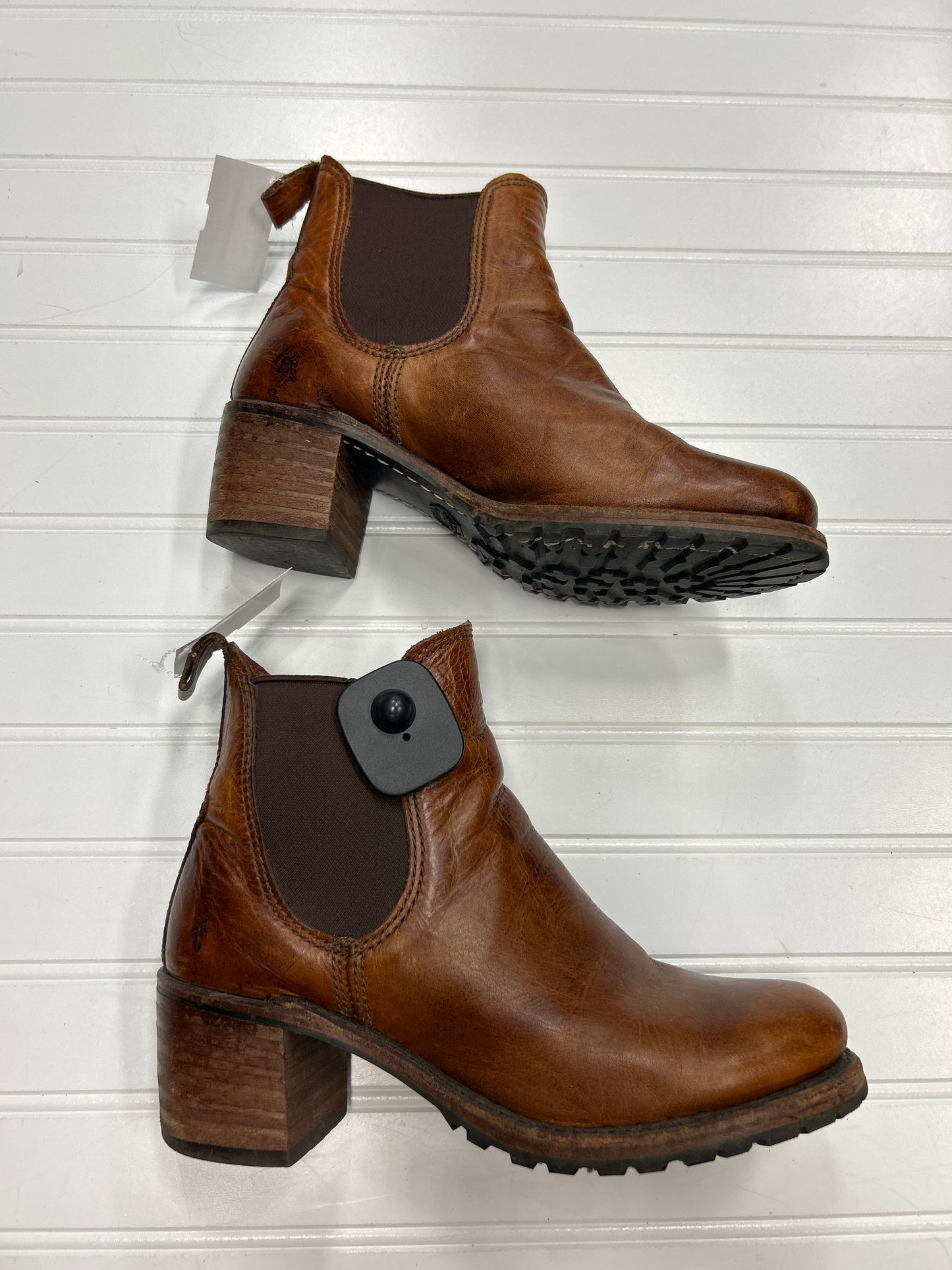 Boots Designer By Frye In Brown, Size:9