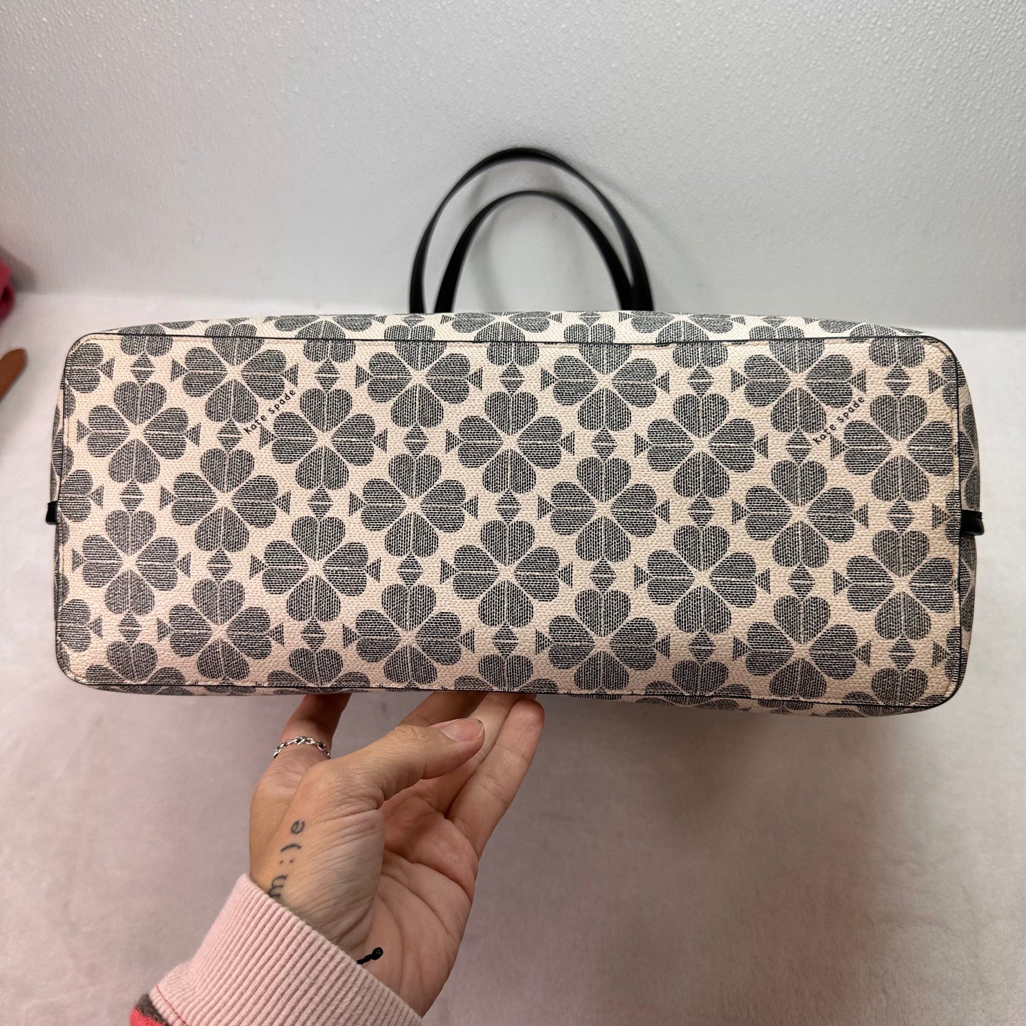 Tote Designer By Kate Spade, Size: Medium