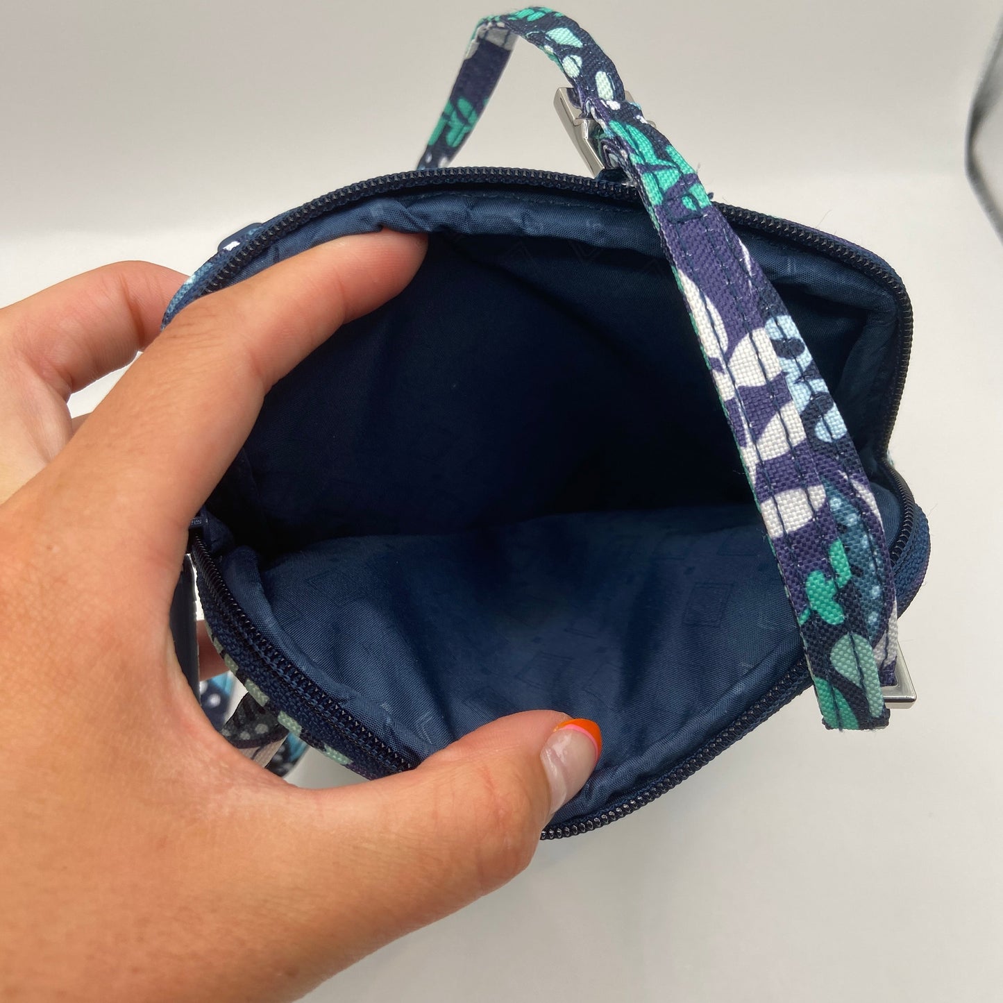 Crossbody By Vera Bradley, Size: Small