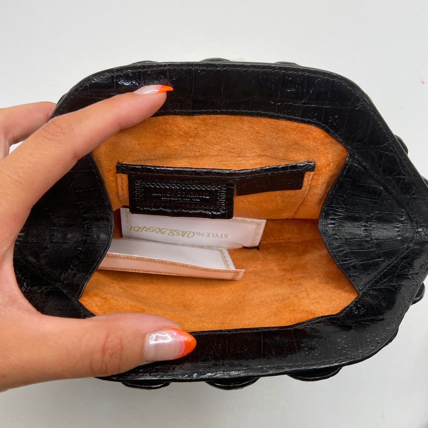 Clutch Designer By Nancy Gonzalez, Size: Medium