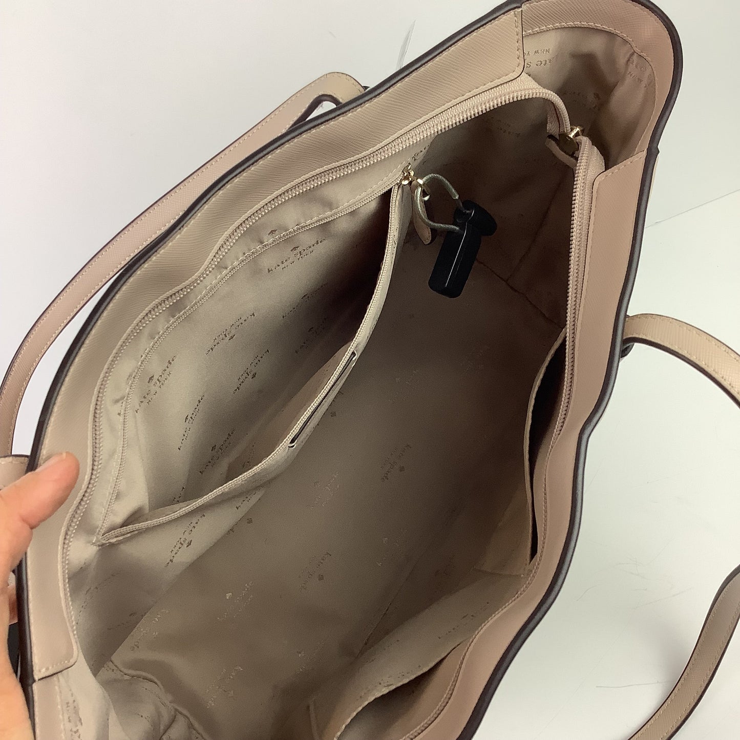 Handbag Designer By Kate Spade, Size: Large