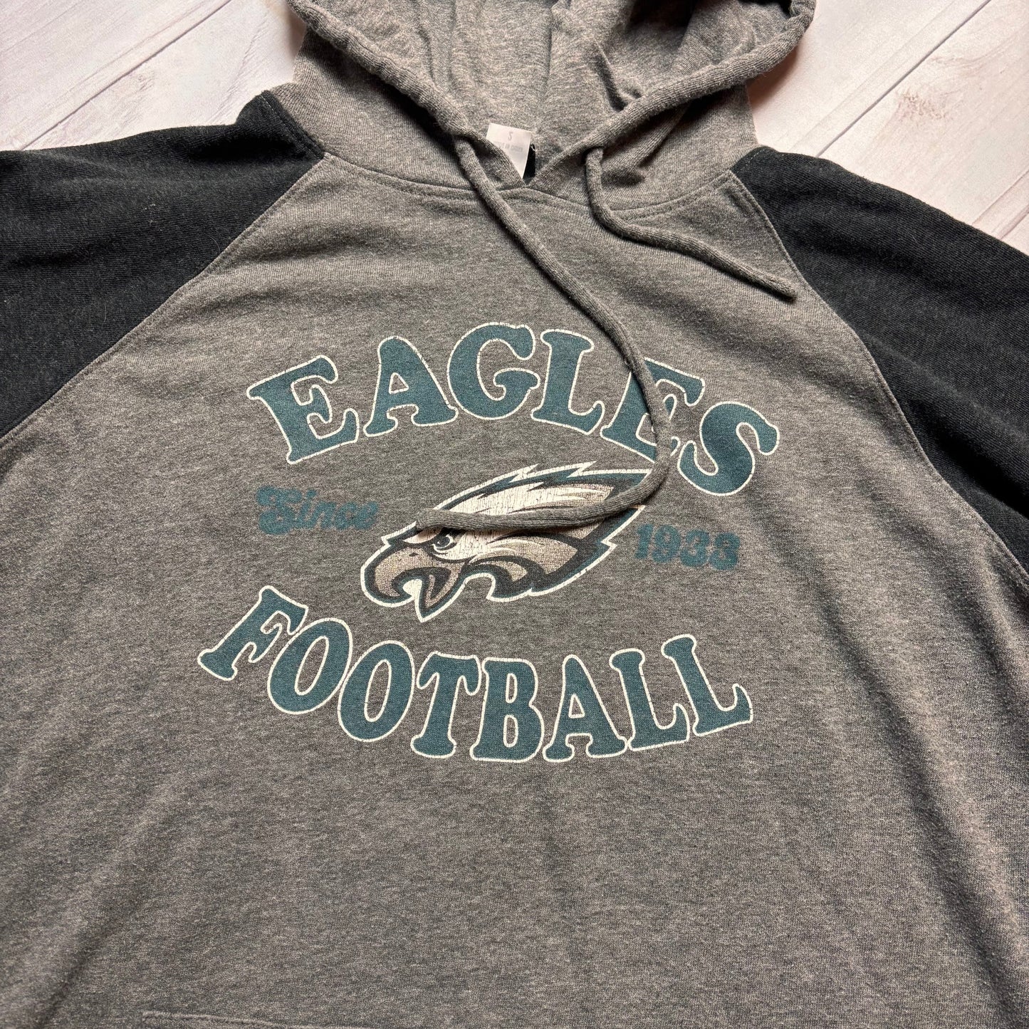 Athletic Sweatshirt Hoodie By Nfl In Grey, Size: L