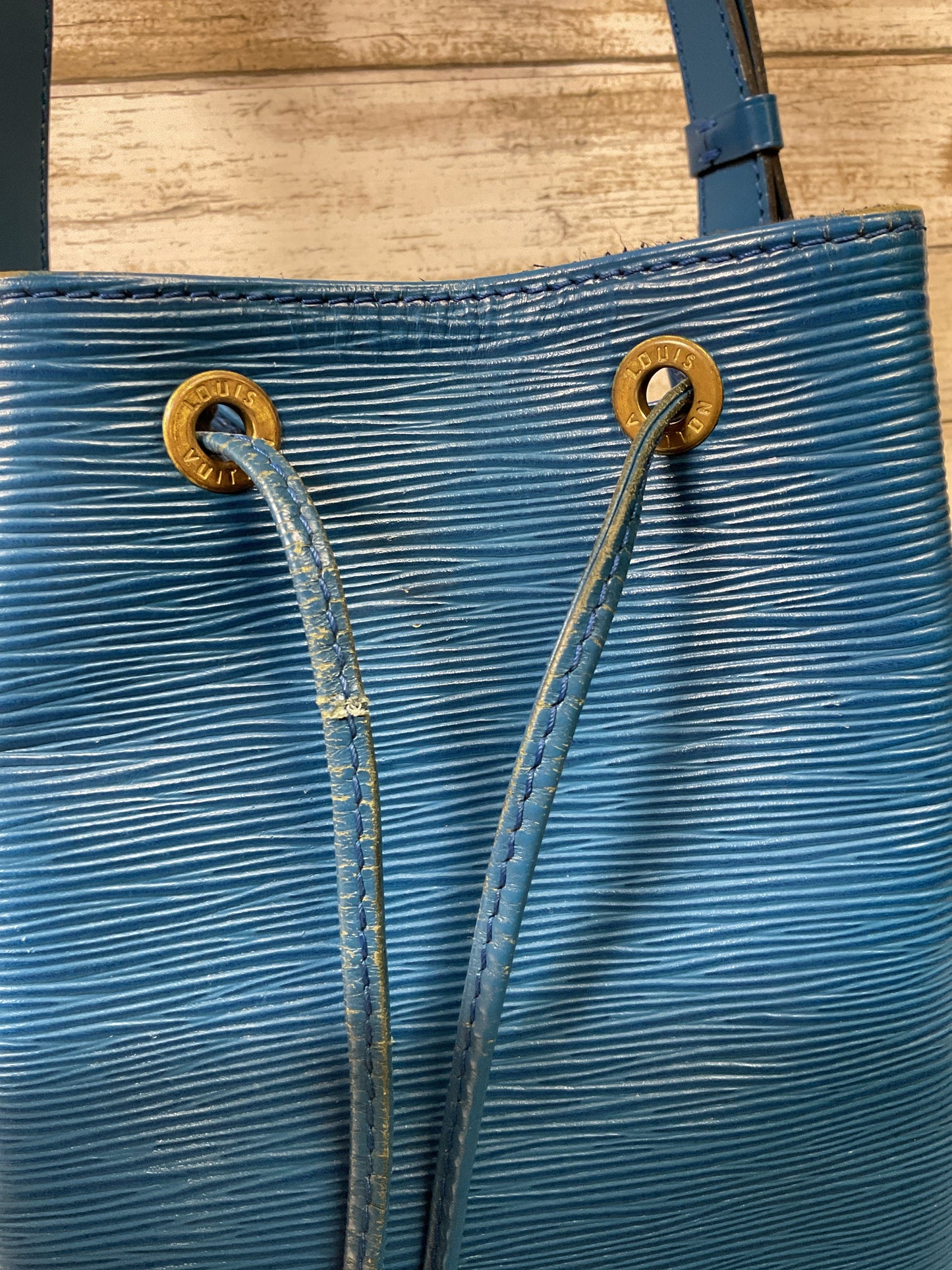 Handbag Luxury Designer By Louis Vuitton In Blue, Size:Large