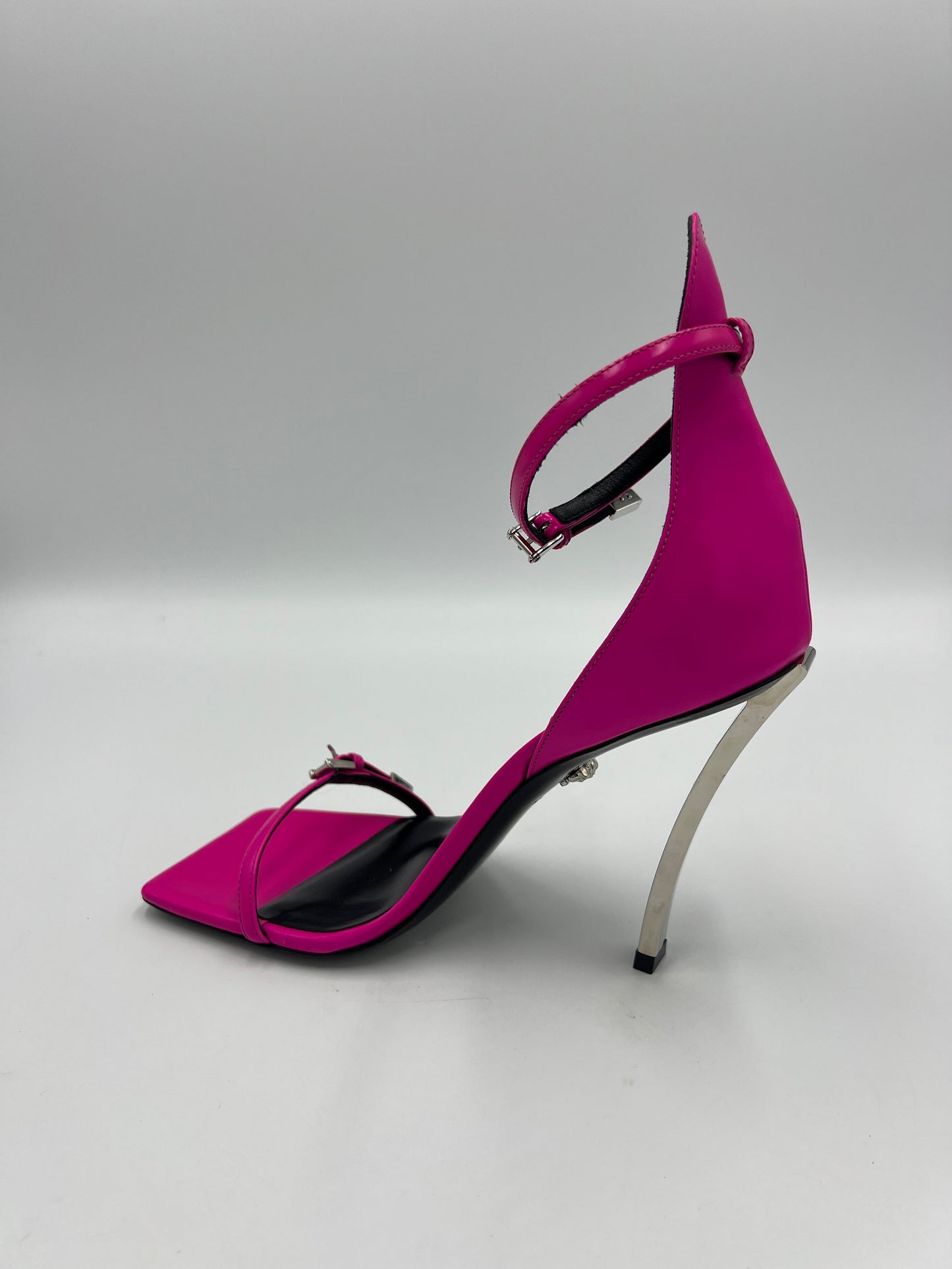 Versace Hot Pink Palladio Designer Heels, Size 8/38