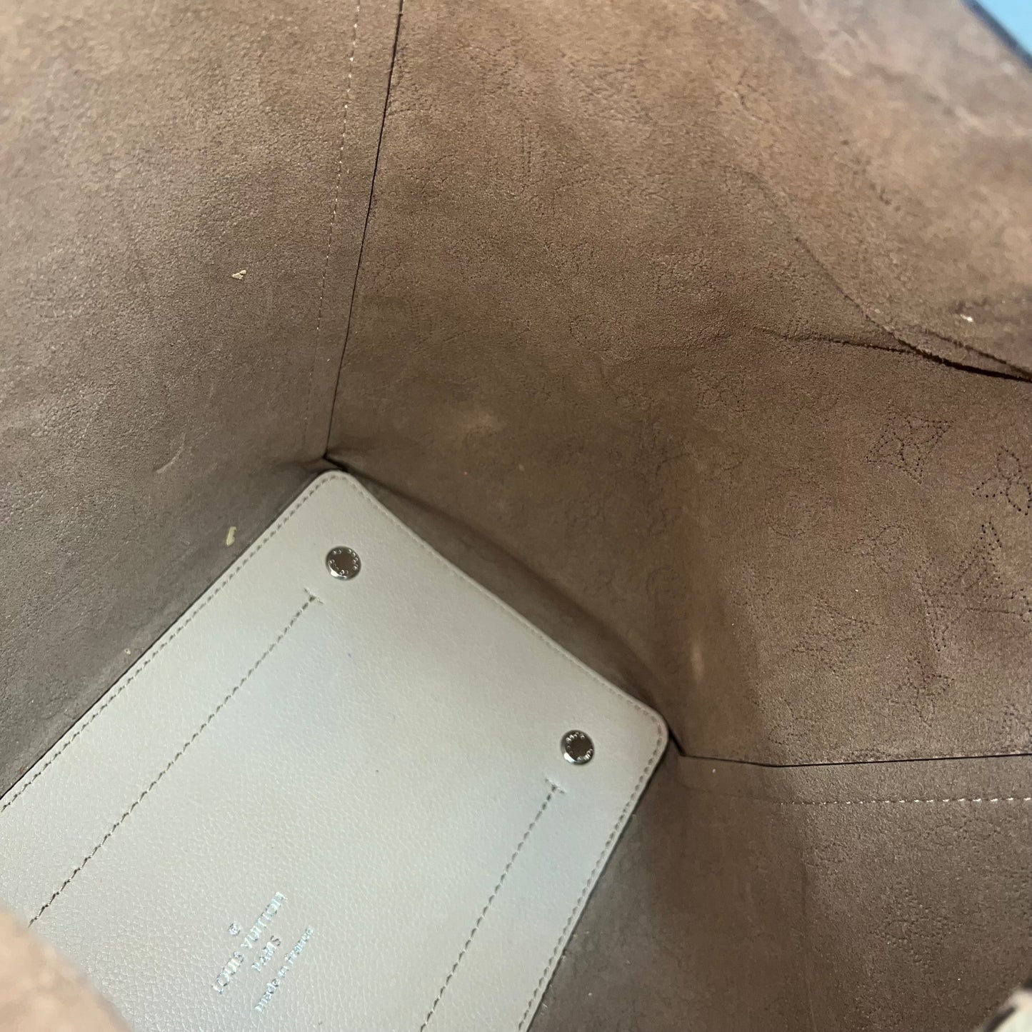 Tote Luxury Designer By Louis Vuitton, Size: Small