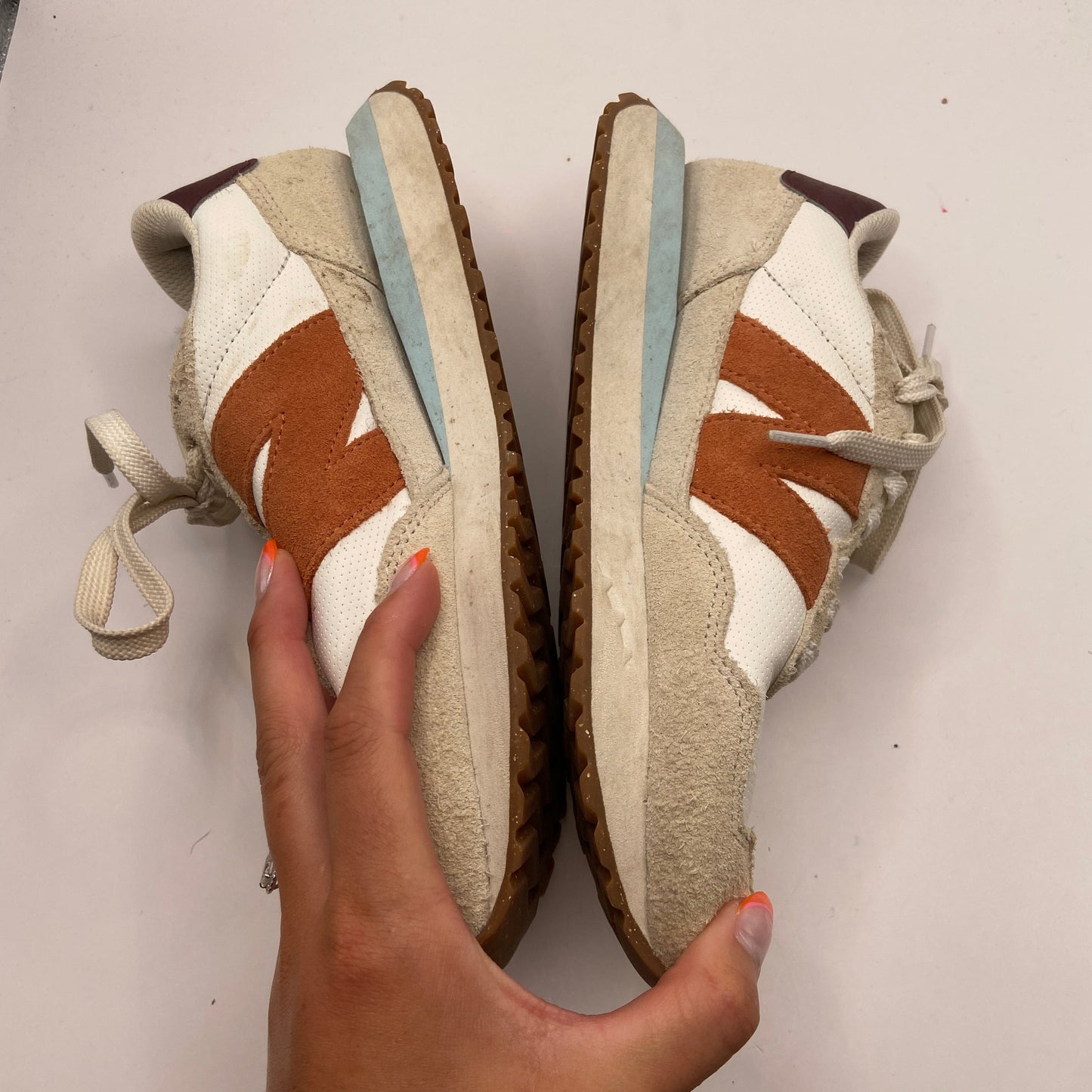 Shoes Sneakers By New Balance In Cream & Orange, Size: 8