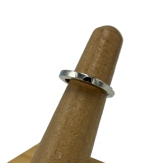 Tiffany & Company 18K Lock Luxury Ring, Size 5.5