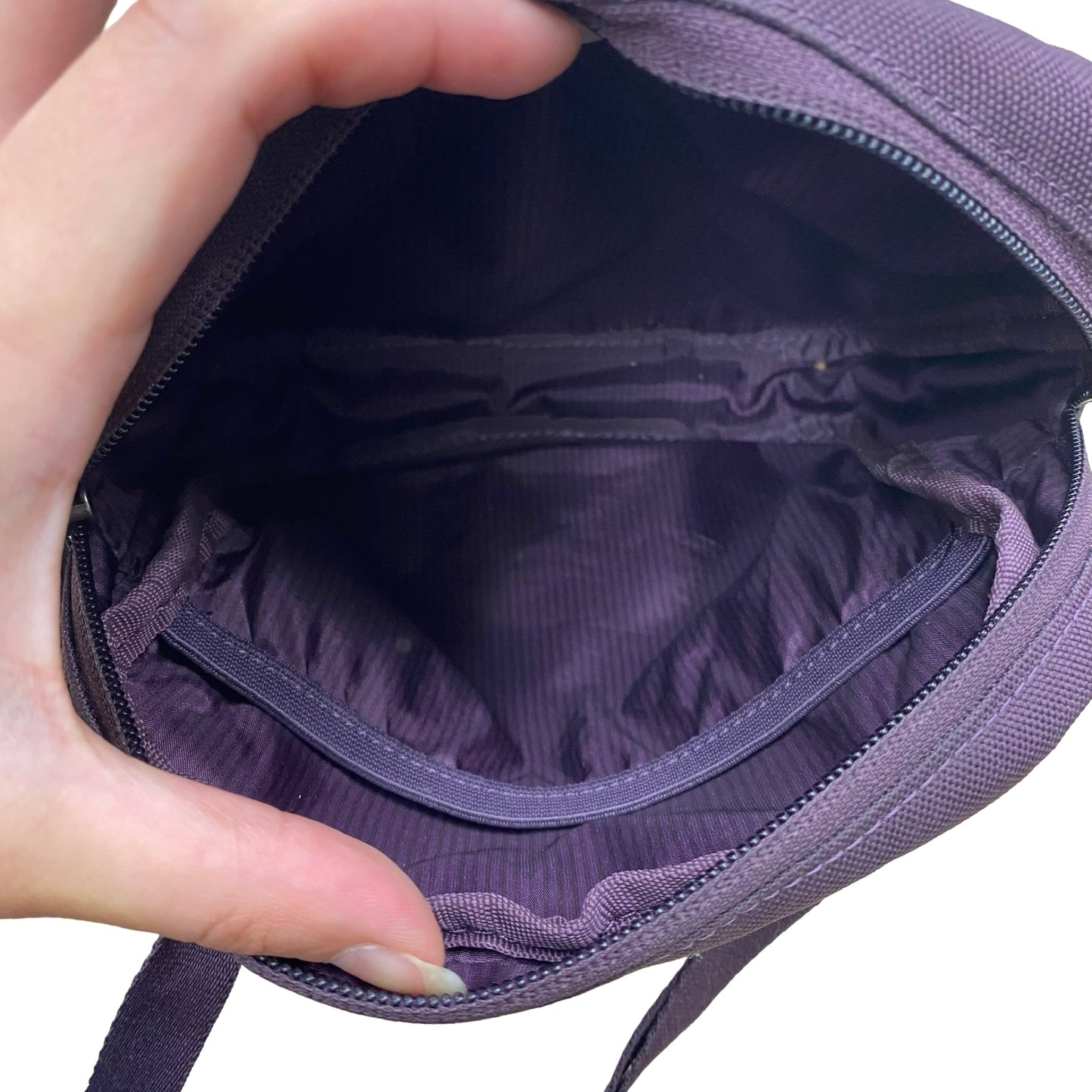 Handbag By Herschel In Purple, Size:Small