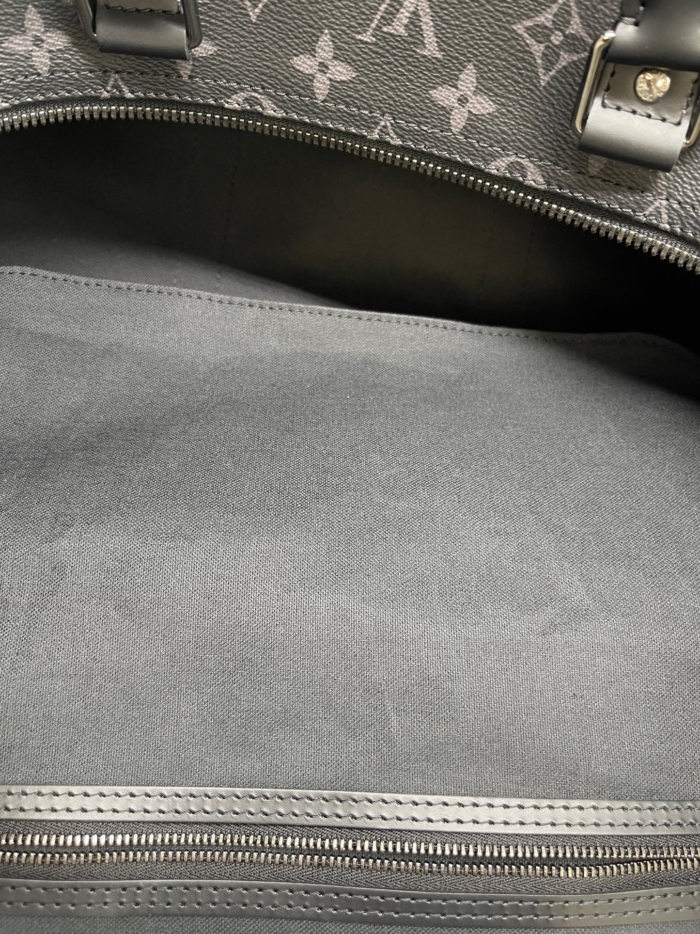 Duffle And Weekender Luxury Designer By Louis Vuitton, Size: Large