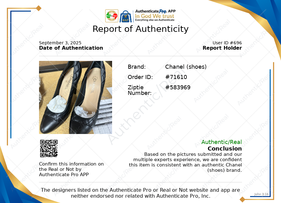 Shoes Luxury Designer By Chanel In Black, Size: 11.5