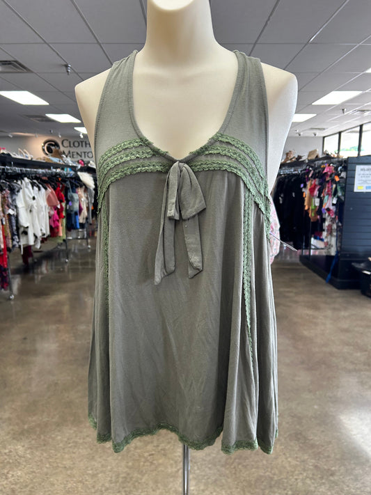 Top Sleeveless By Pol In Green, Size:S