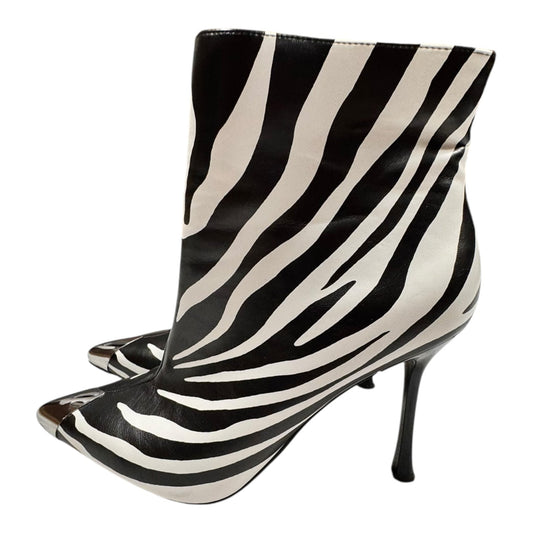 Boots Ankle Heels By Inc In Black & White, Size:10