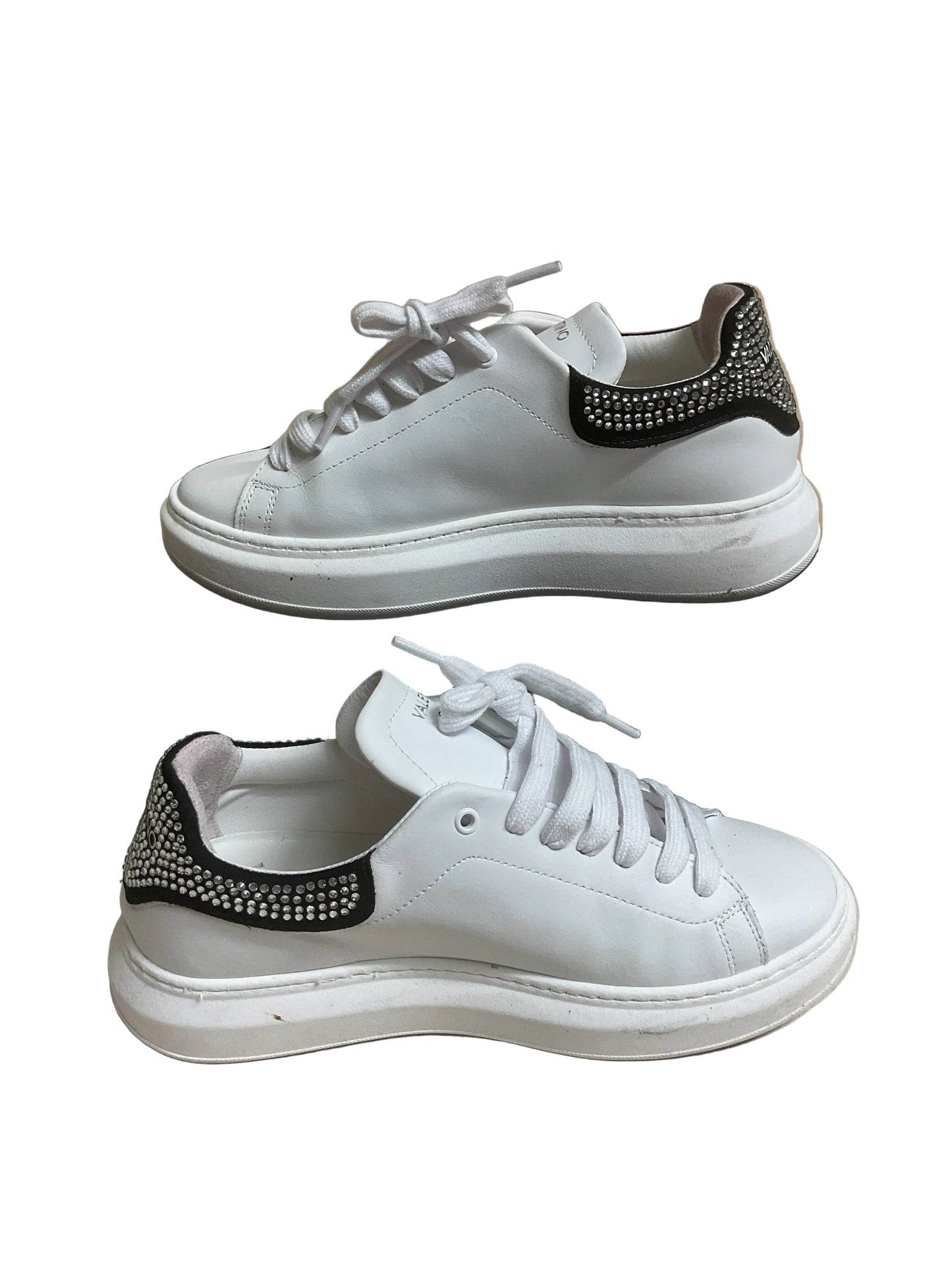 Shoes Designer By Valentino-Mario In White, Size:9.5