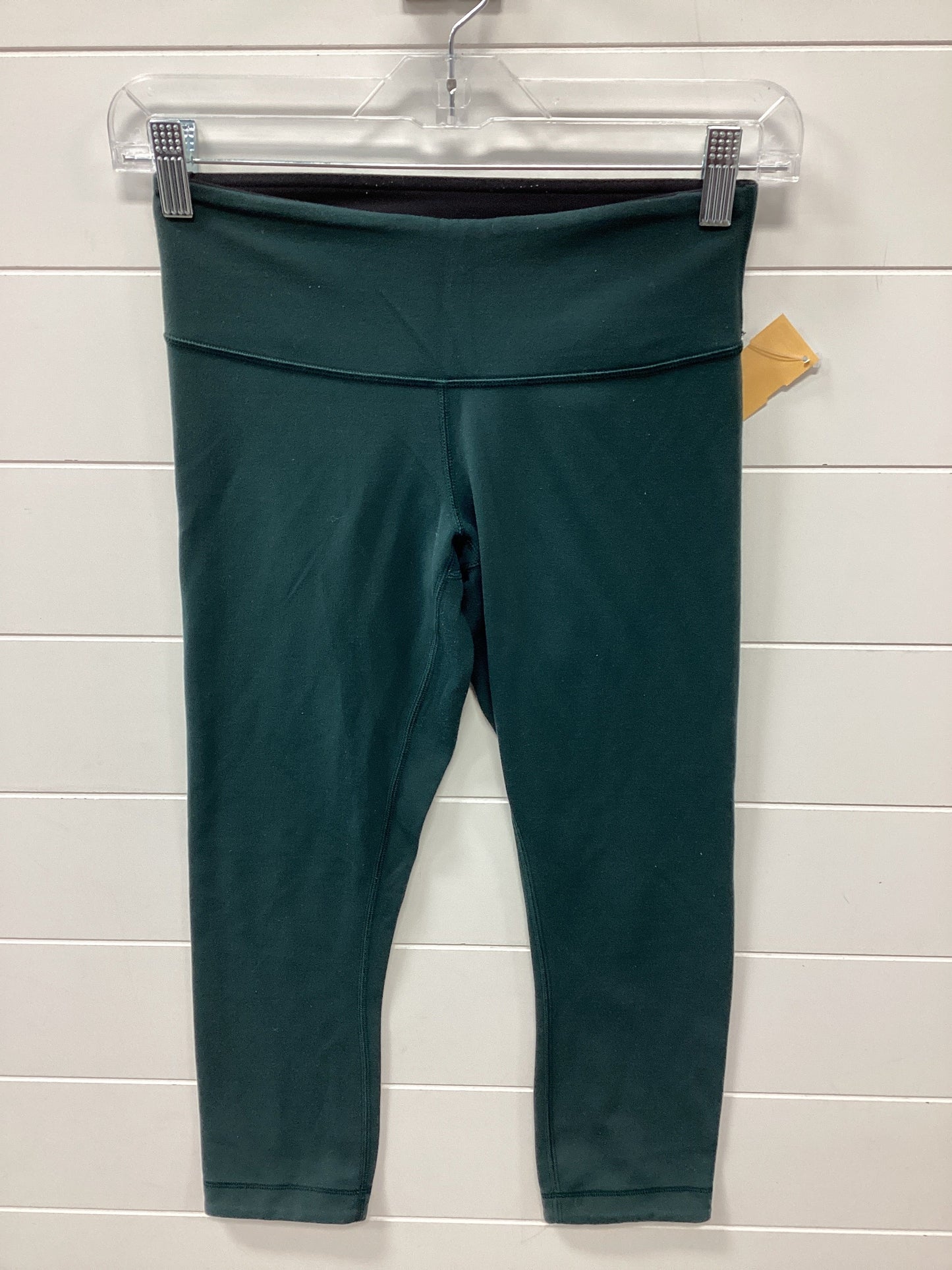 Athletic Leggings Capris By Lululemon In Green, Size:4