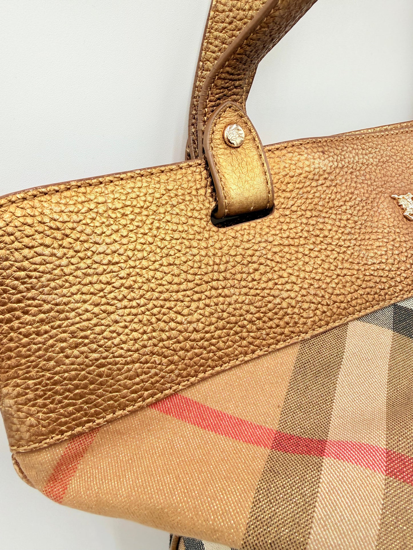 Handbag Luxury Designer By Burberry In Plaid Pattern, Size:Medium