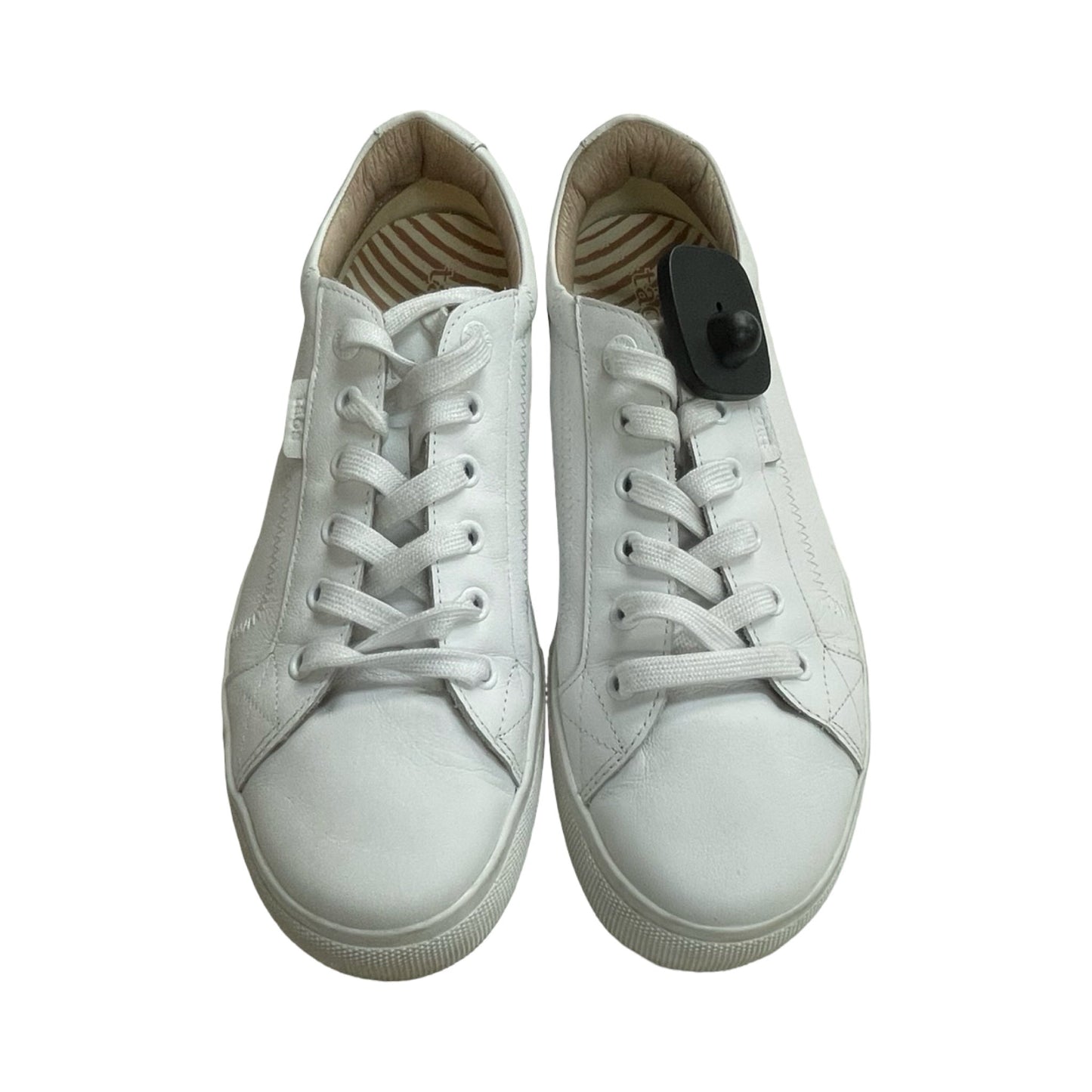 Shoes Athletic By Taos In White, Size:10
