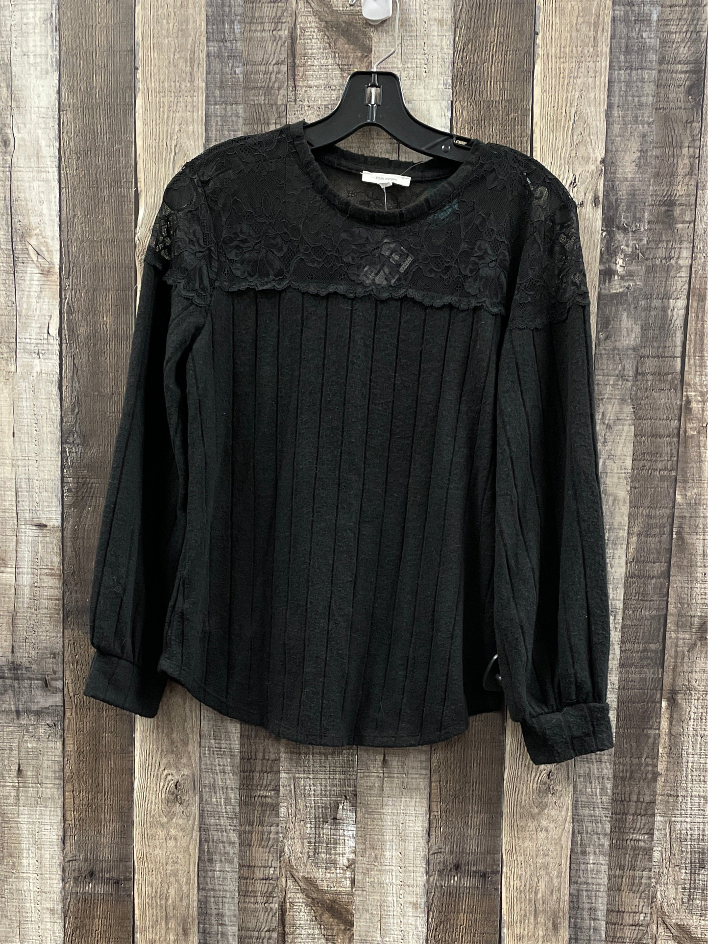 Top Long Sleeve By Maurices In Black, Size: Xs