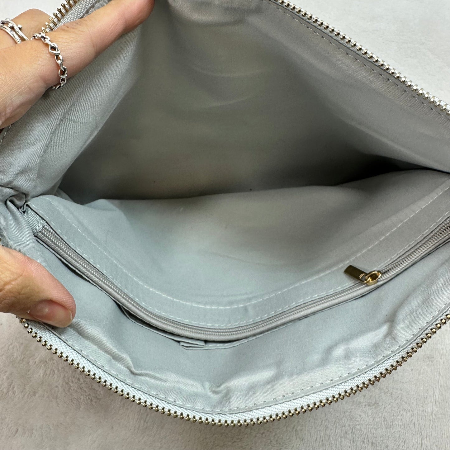 Crossbody By Clothes Mentor, Size: Small