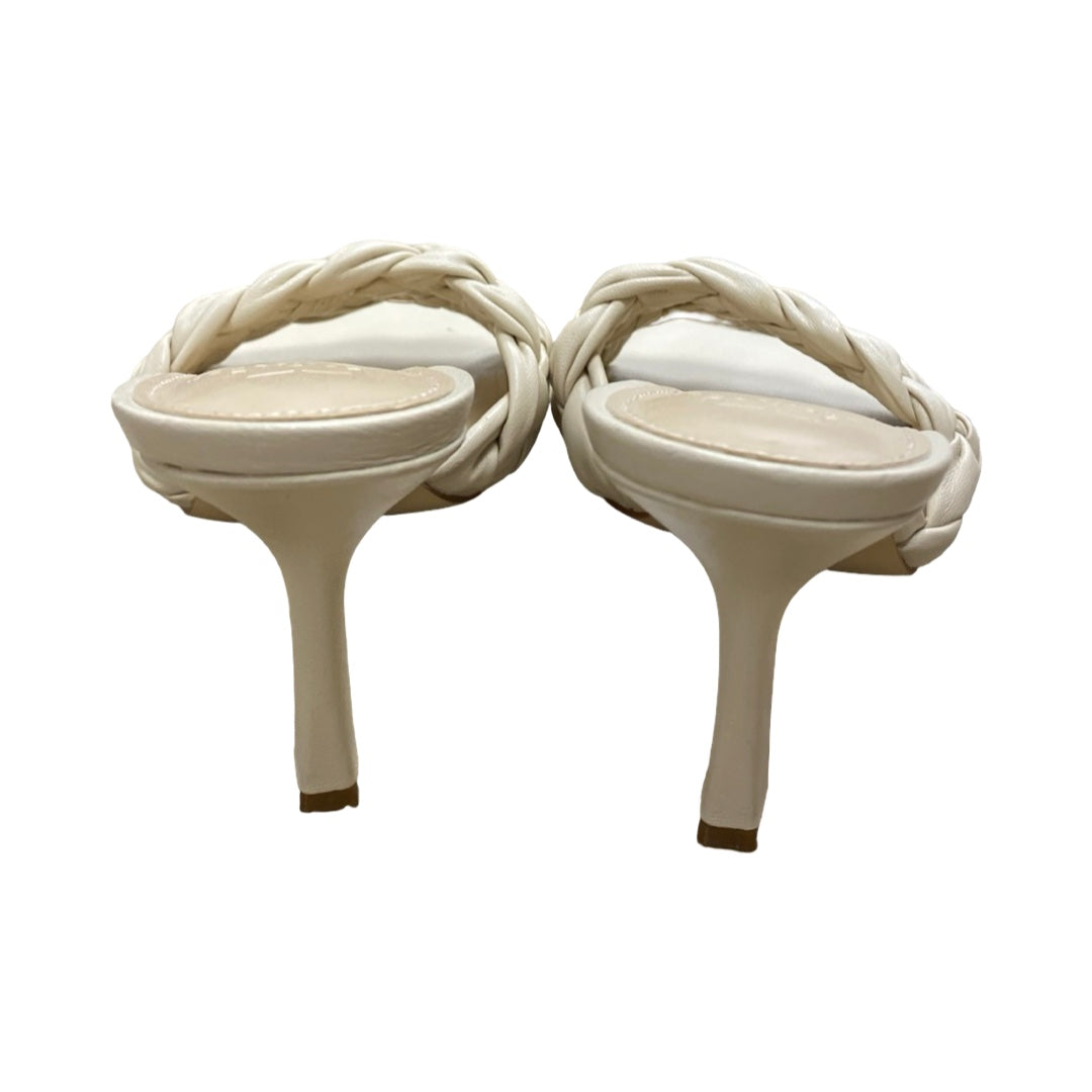 Shoes Heels Kitten By Marc Fisher In Cream, Size:7.5