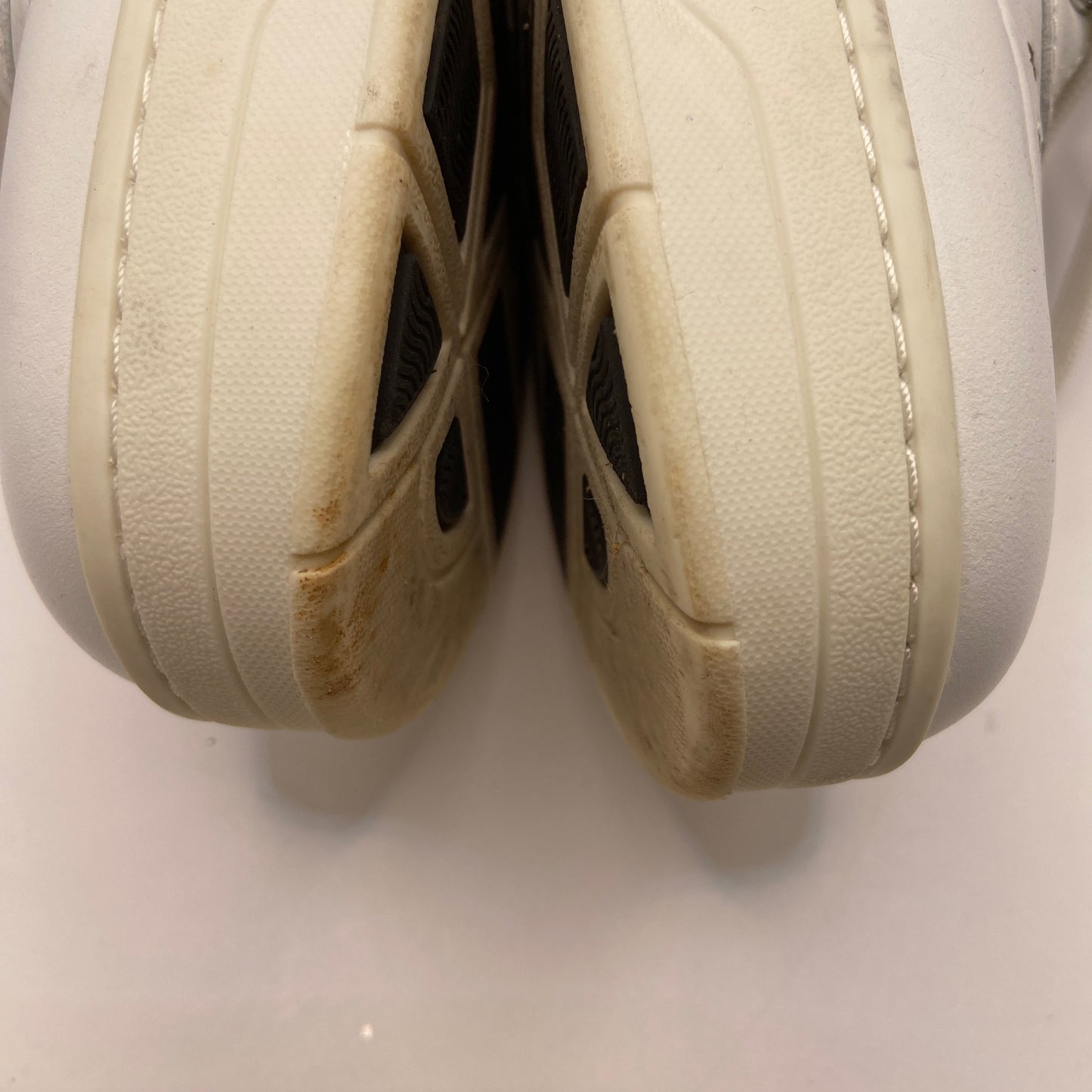 Shoes Luxury Designer By Jimmy Choo In White, Size: 9.5