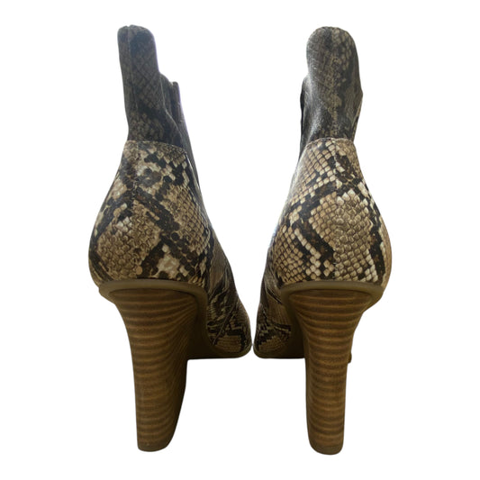 Boots Ankle Heels By Crown Vintage In Snakeskin Print, Size:10