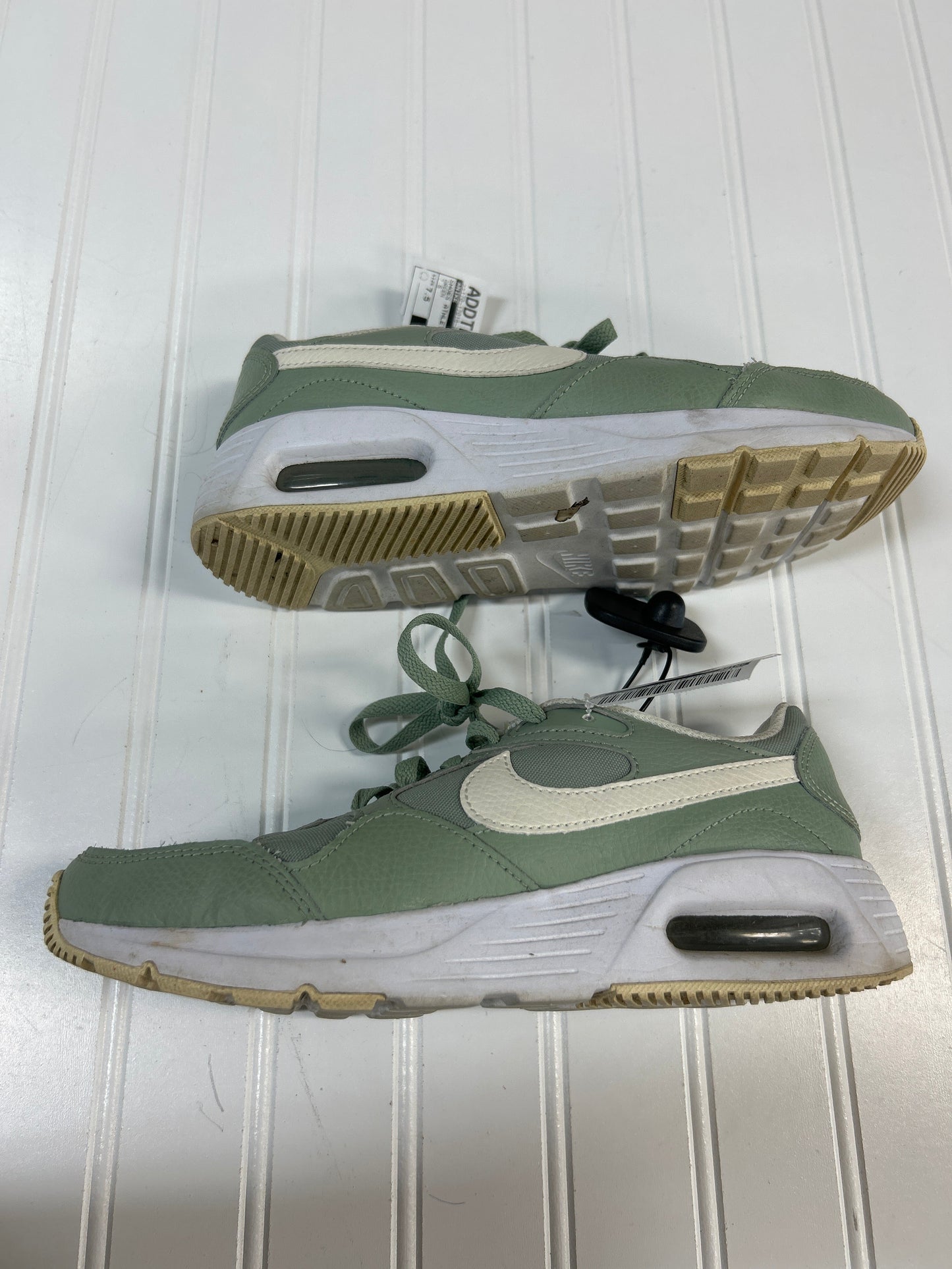 Shoes Athletic By Nike In Green, Size:7.5