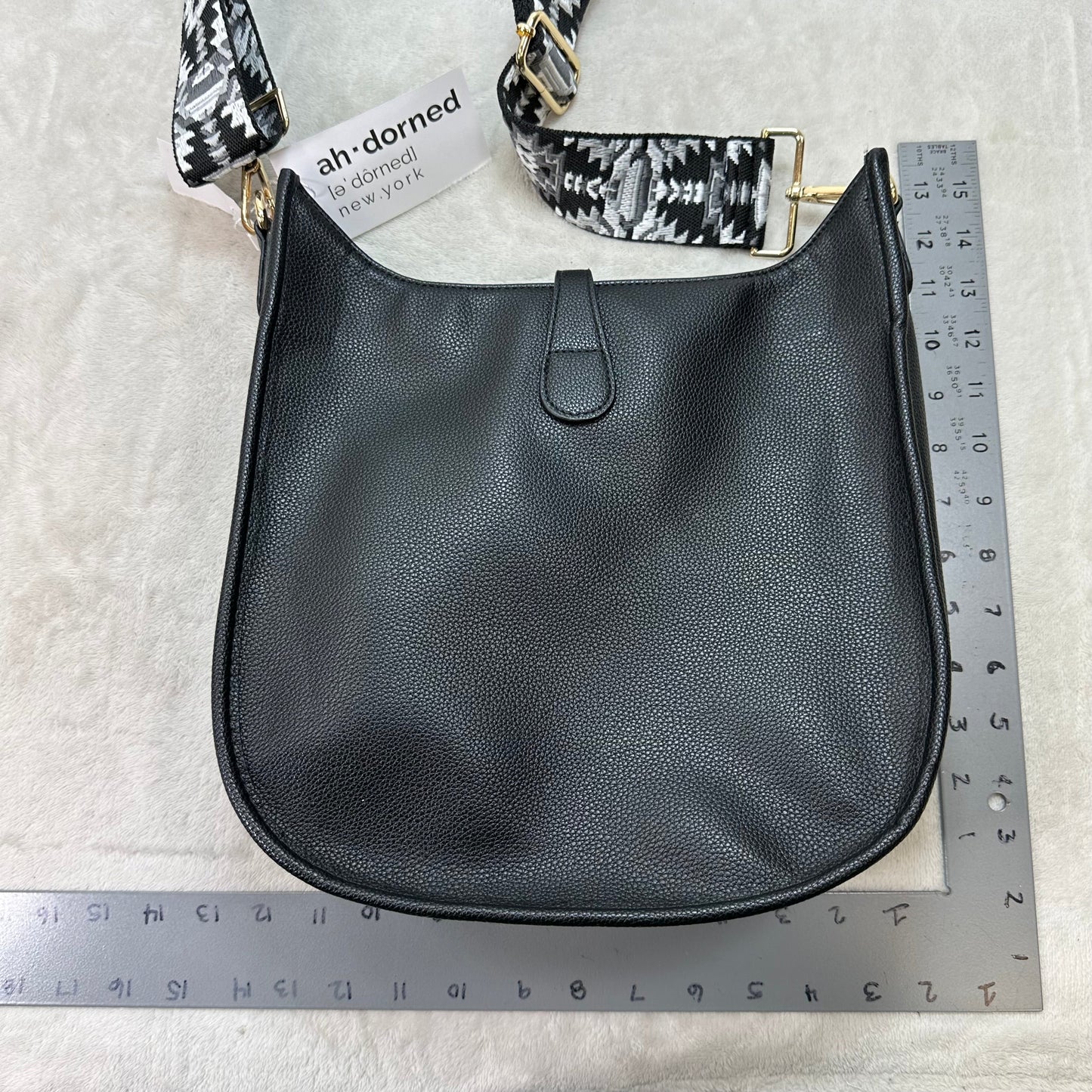 Handbag By Clothes Mentor, Size: Medium