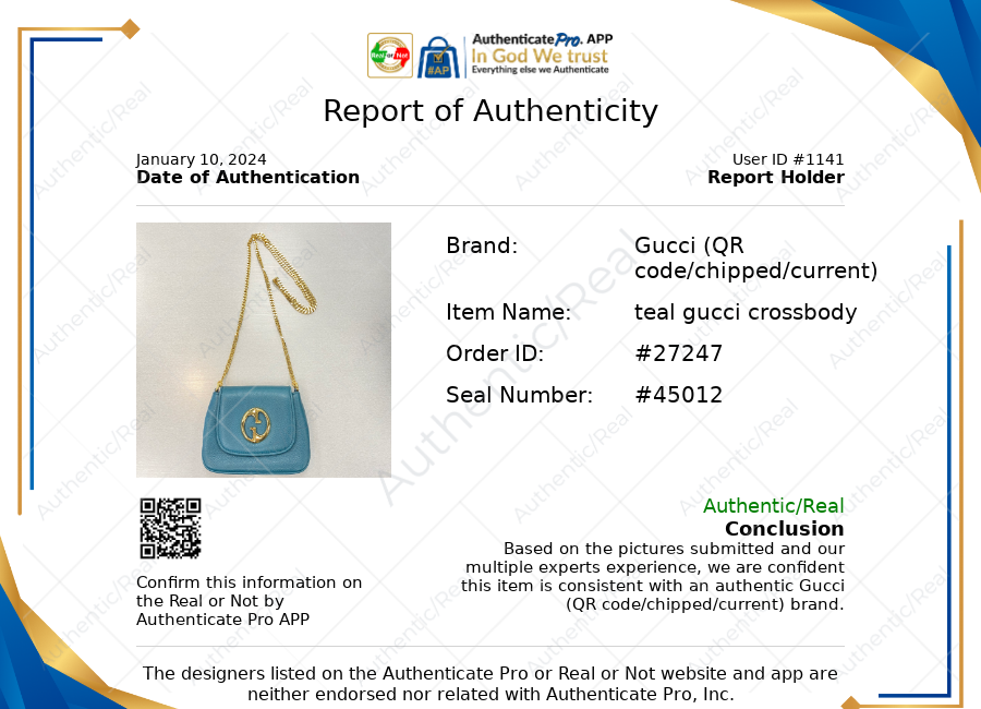 Crossbody Luxury Designer By Gucci  Size: Small