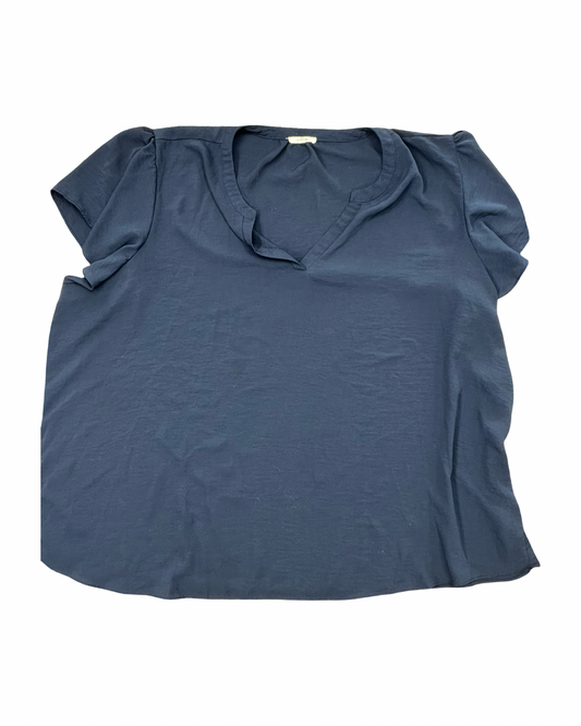 Top Sleeveless By Maurices In Navy, Size:4X