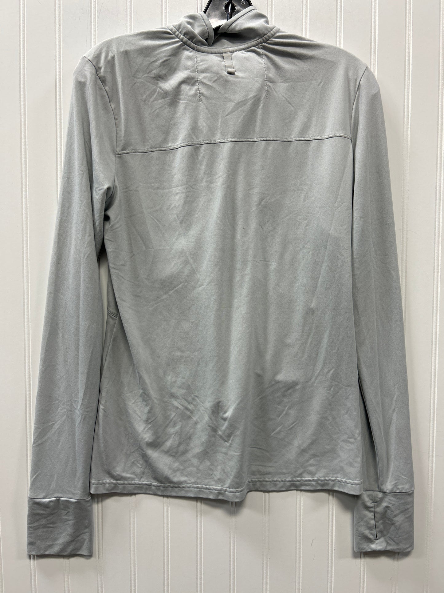 Athletic Top Ls Collar By Clothes Mentor In Grey, Size:M