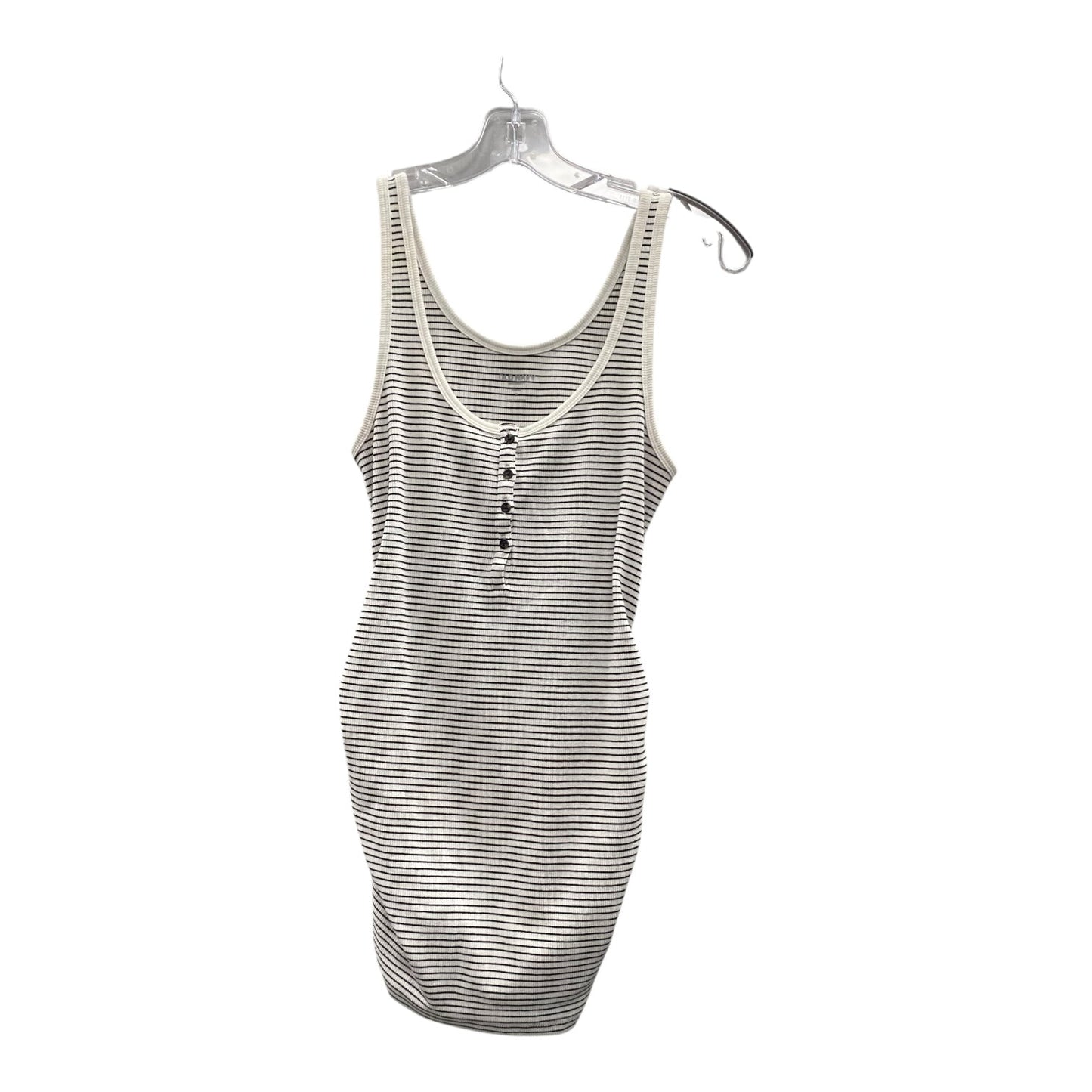 Mat Top Sleeveless By Old Navy In White, Size:M