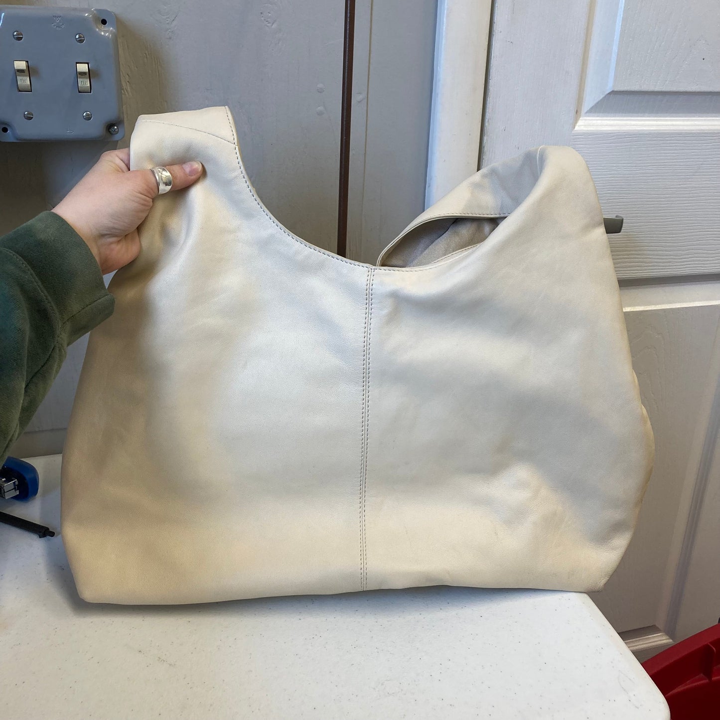 Handbag Leather By Vince Camuto In Cream, Size:Large