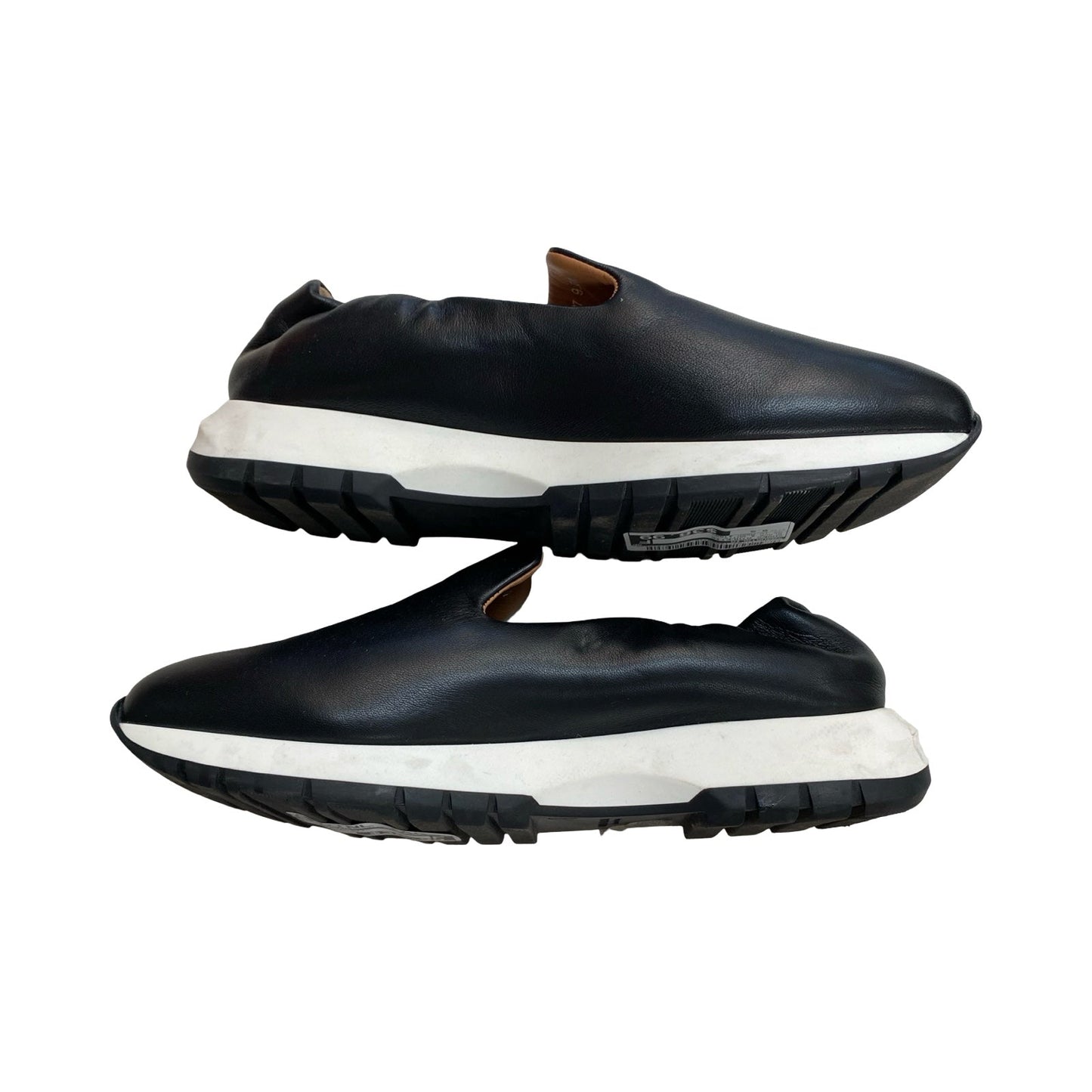 Shoes Athletic By Aquatalia In Black & White, Size:9.5