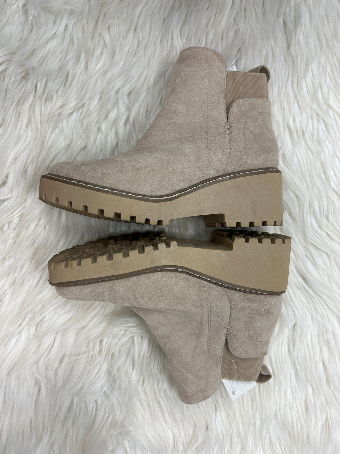 Boots Ankle Heels By Dv In Taupe, Size:6.5