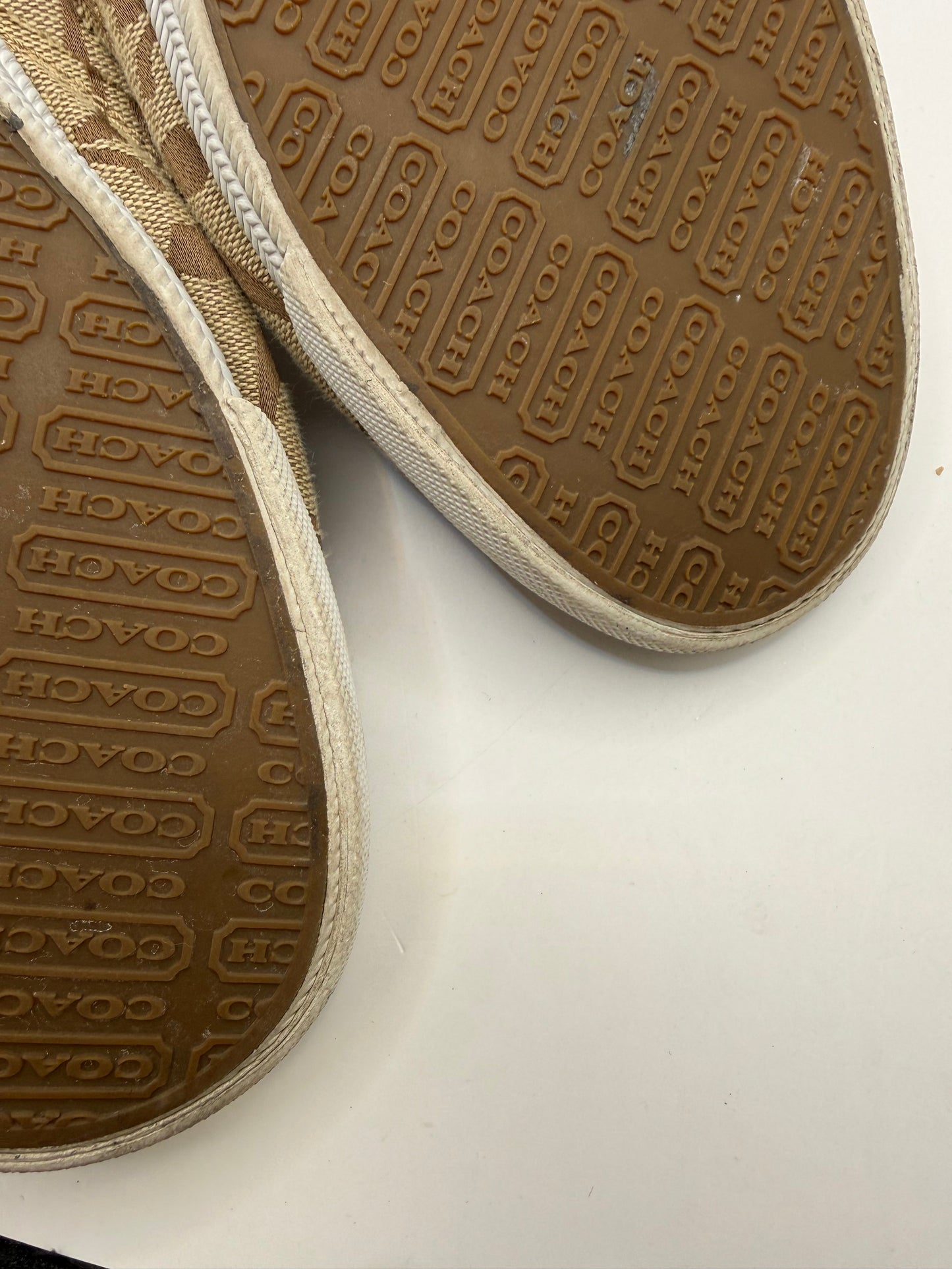 Shoes Designer By Coach In Tan, Size: 11