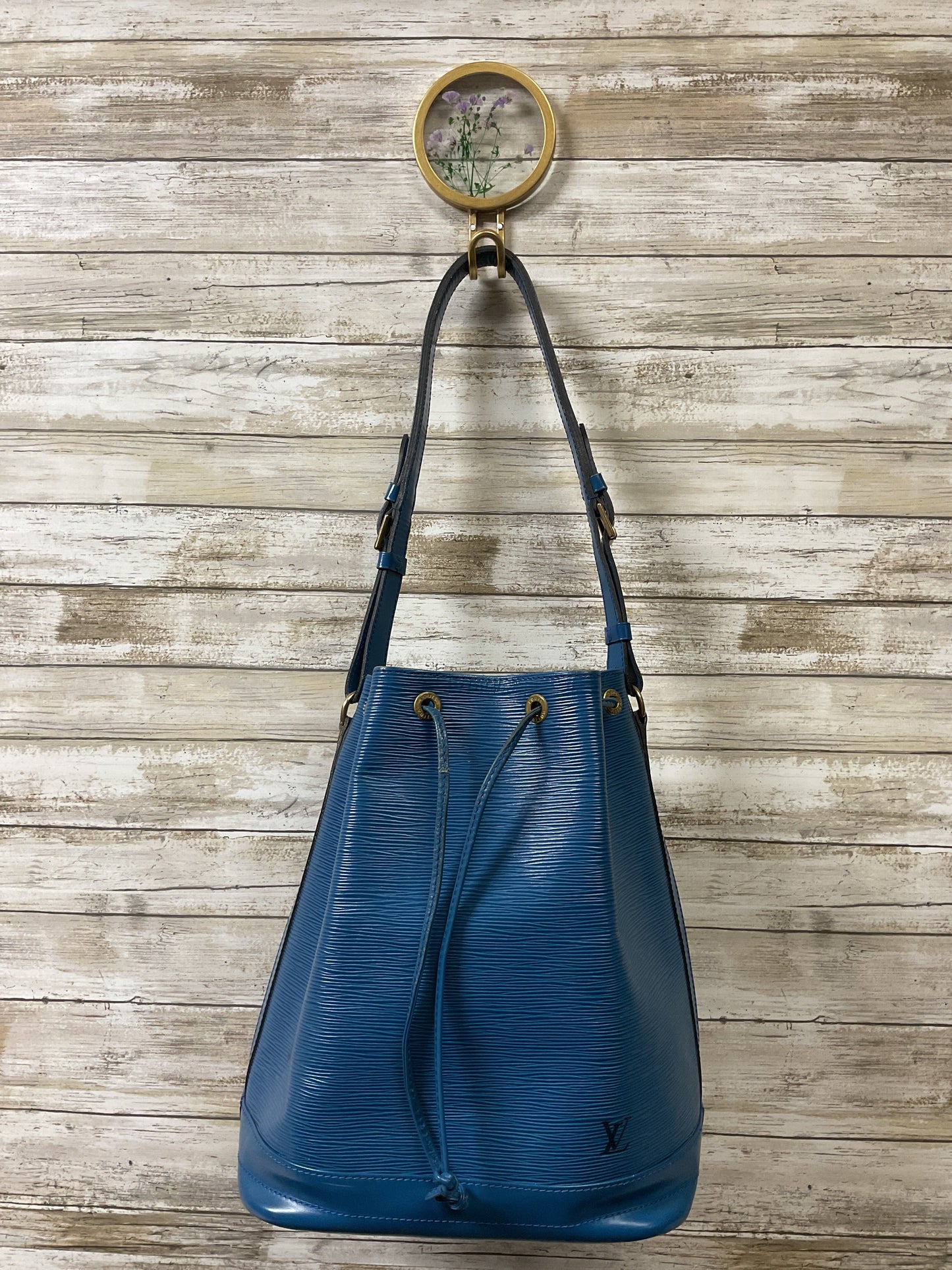 Handbag Luxury Designer By Louis Vuitton In Blue, Size:Large
