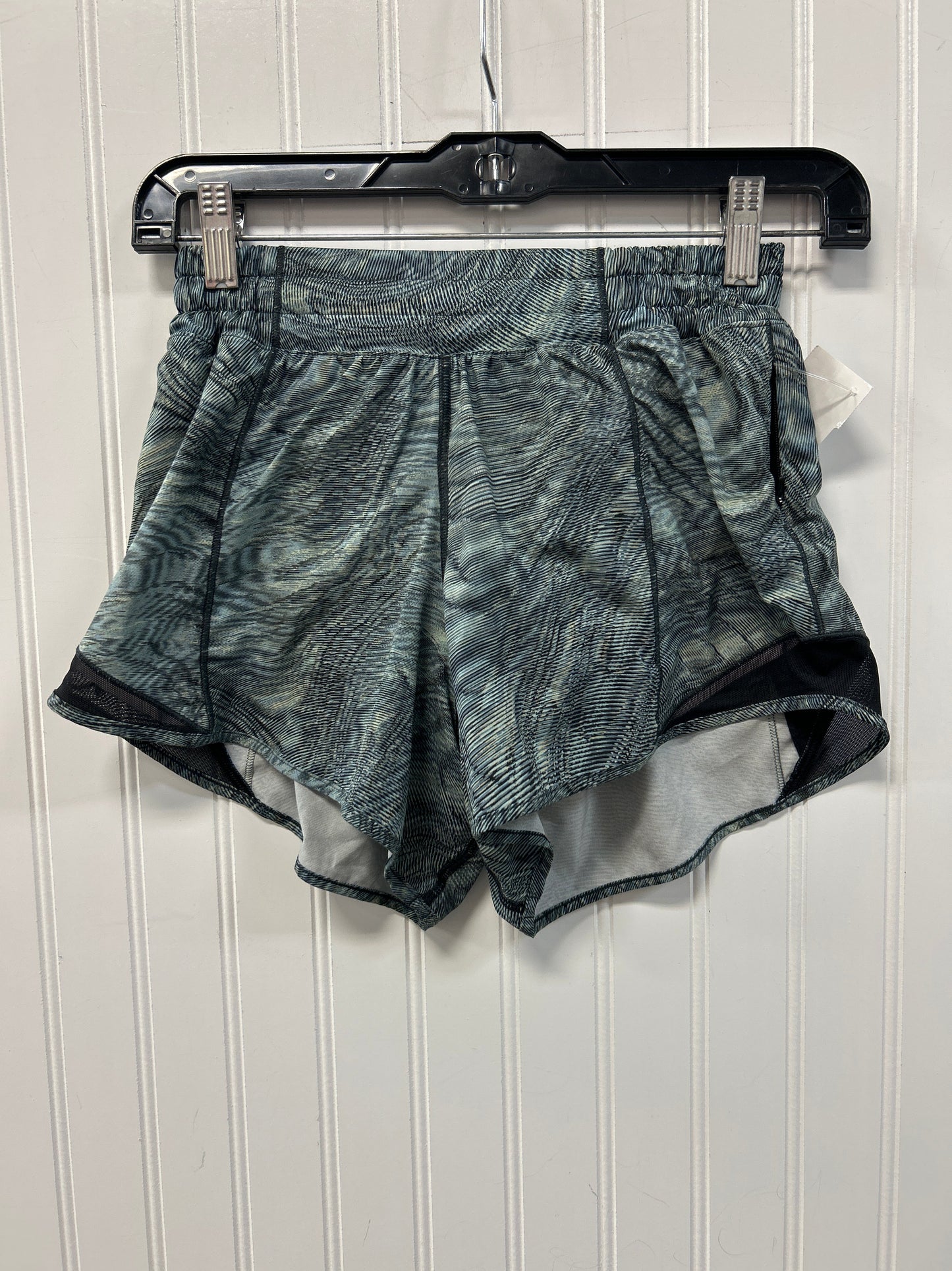 Athletic Shorts By Lululemon In Green, Size:4