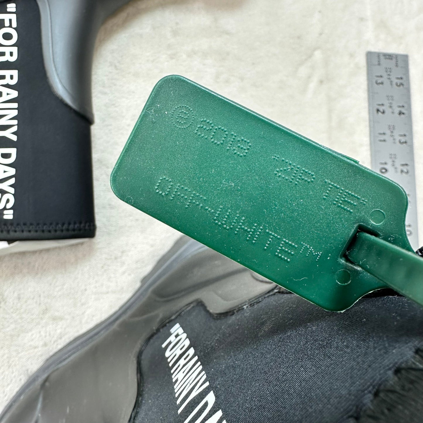 REDUCED/Final Sale: Sponge rubber rain Boot Luxury Designer By Off-white In Black
