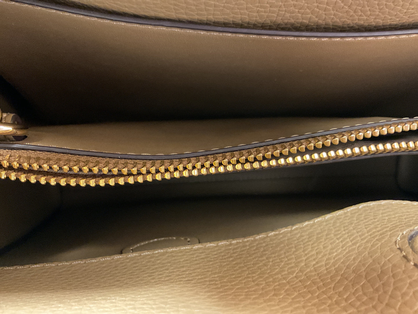 Handbag Designer By Michael Kors In Tan, Size:Medium