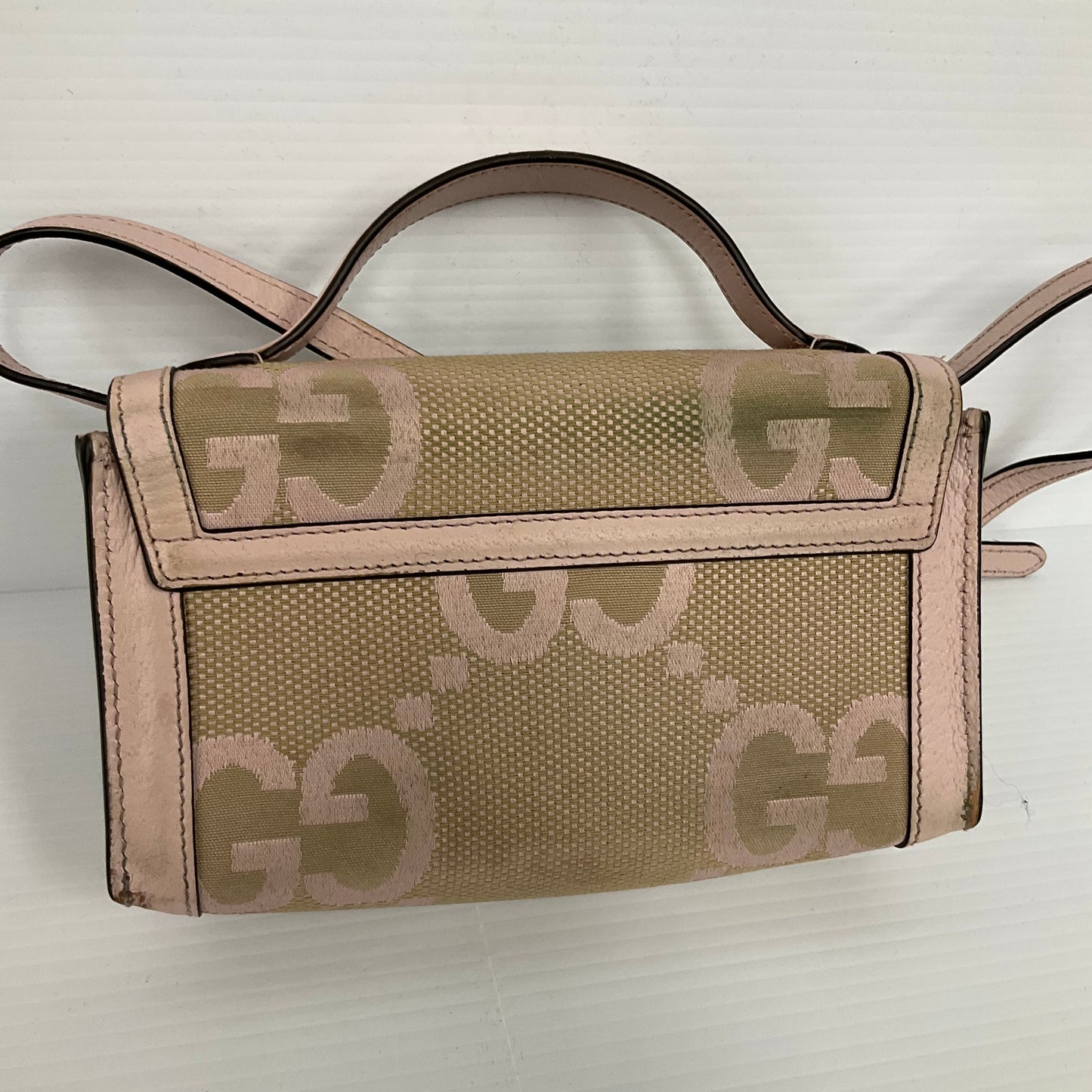 Crossbody Luxury Designer By Gucci, Size: Small