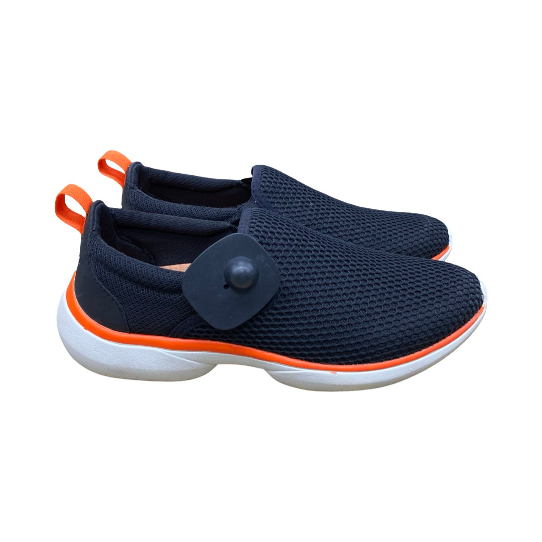 Shoes Sneakers By Vionic In Black & Orange, Size:6.5