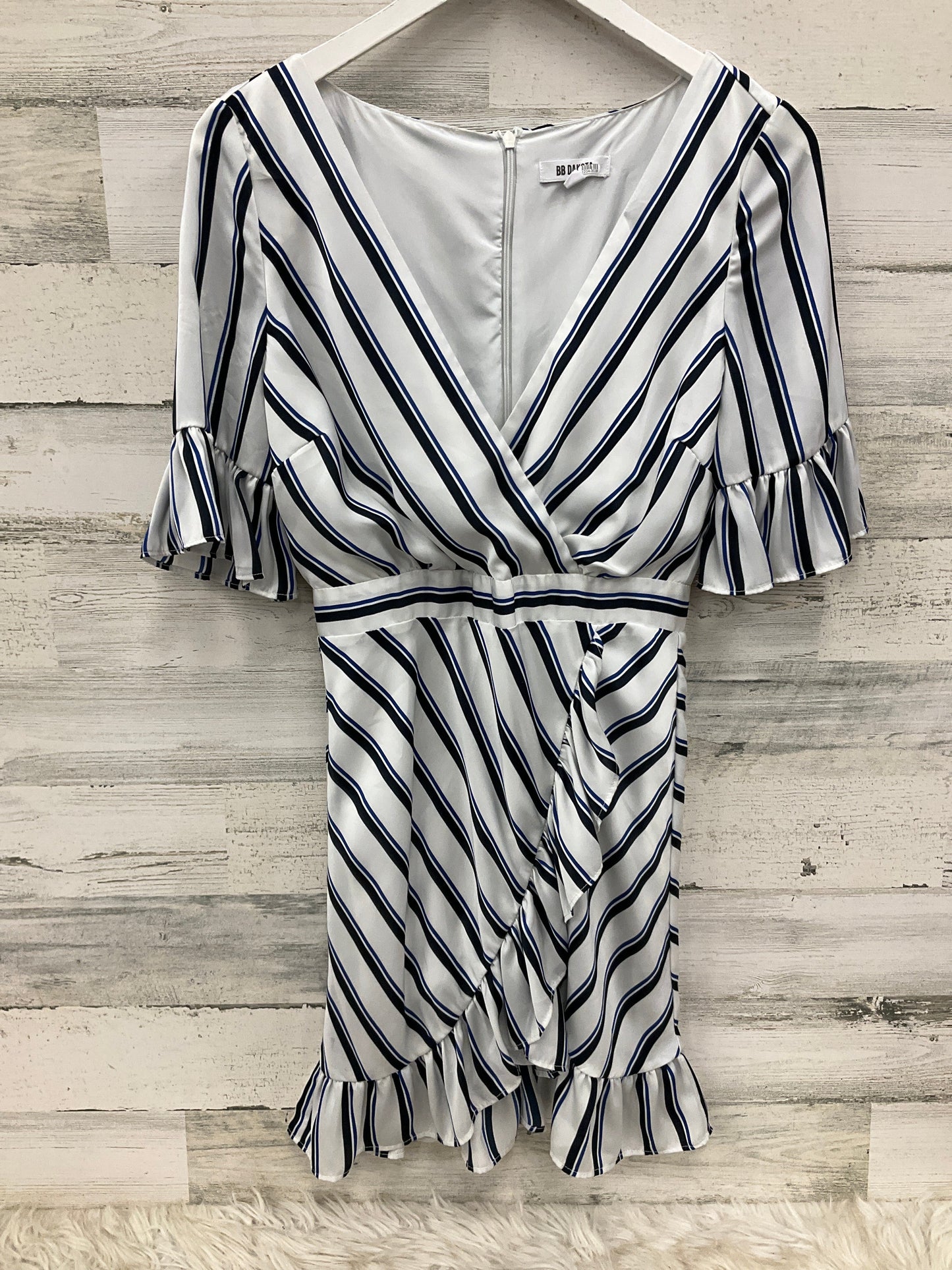 Dress Casual Short By Bb Dakota In Blue & White, Size: Xs