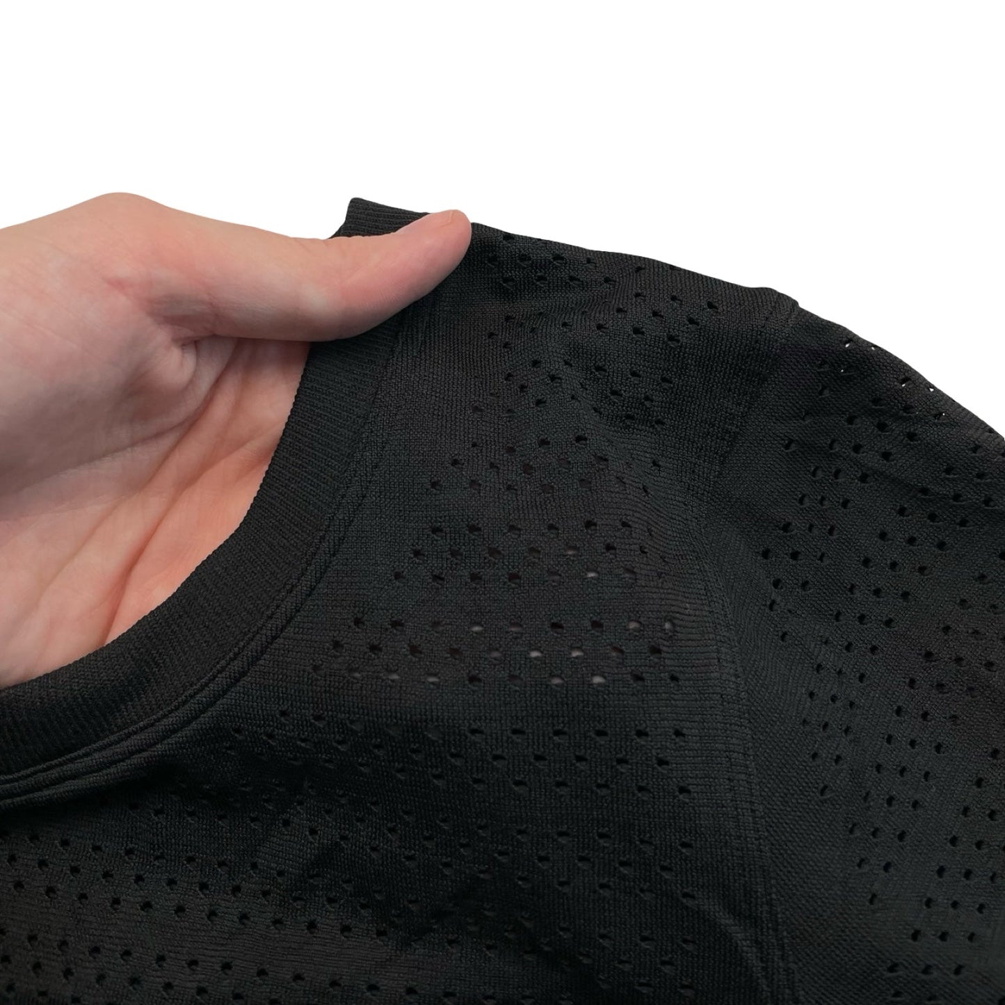 Athletic Top Ls Crewneck By Lululemon In Black, Size:6