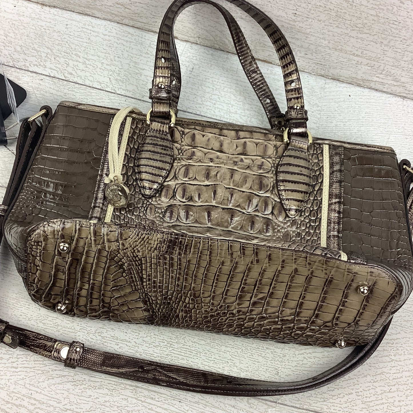 Handbag Designer By Brahmin, Size: Medium